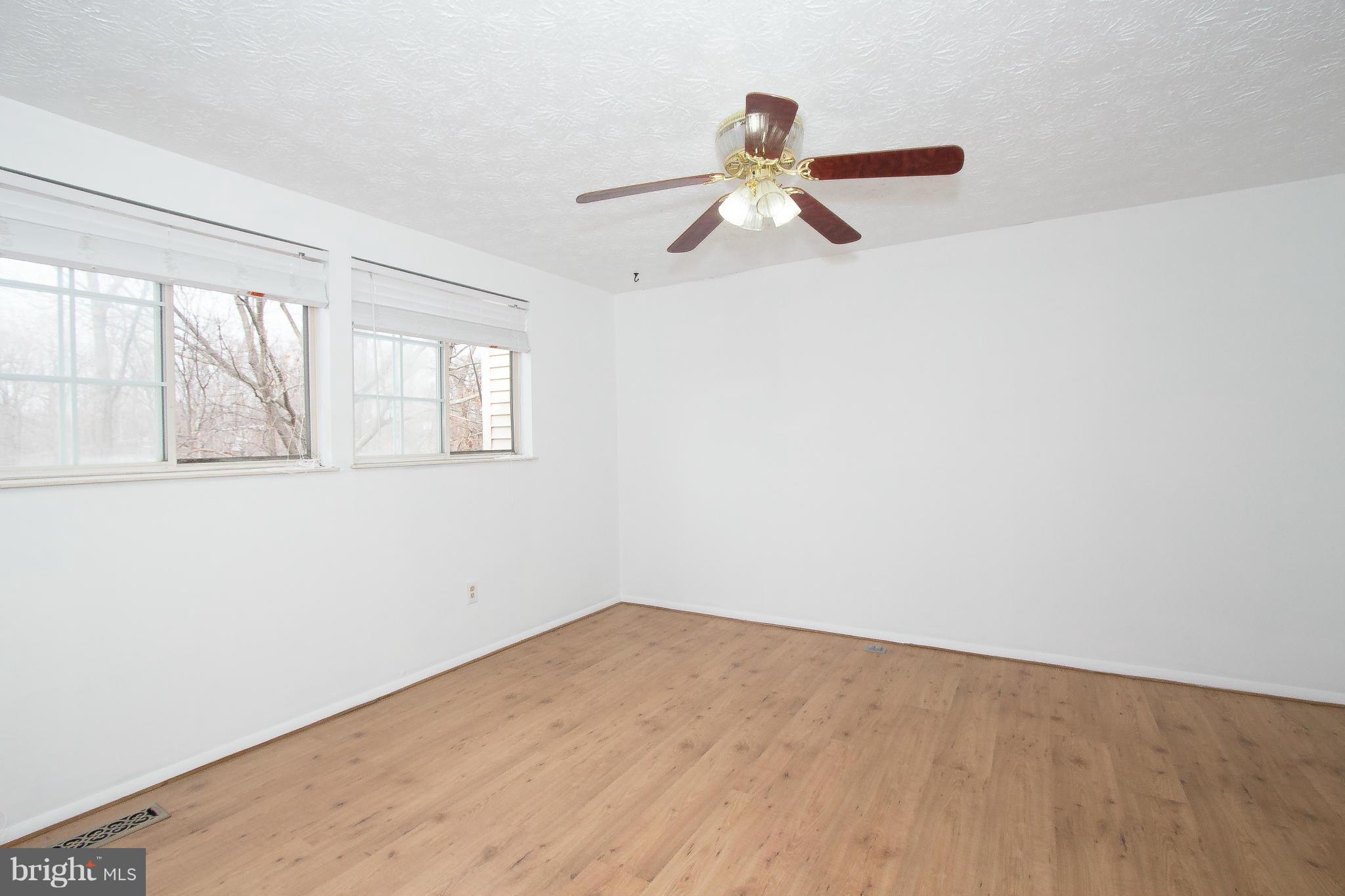 NEWINGTON FOREST - Residential