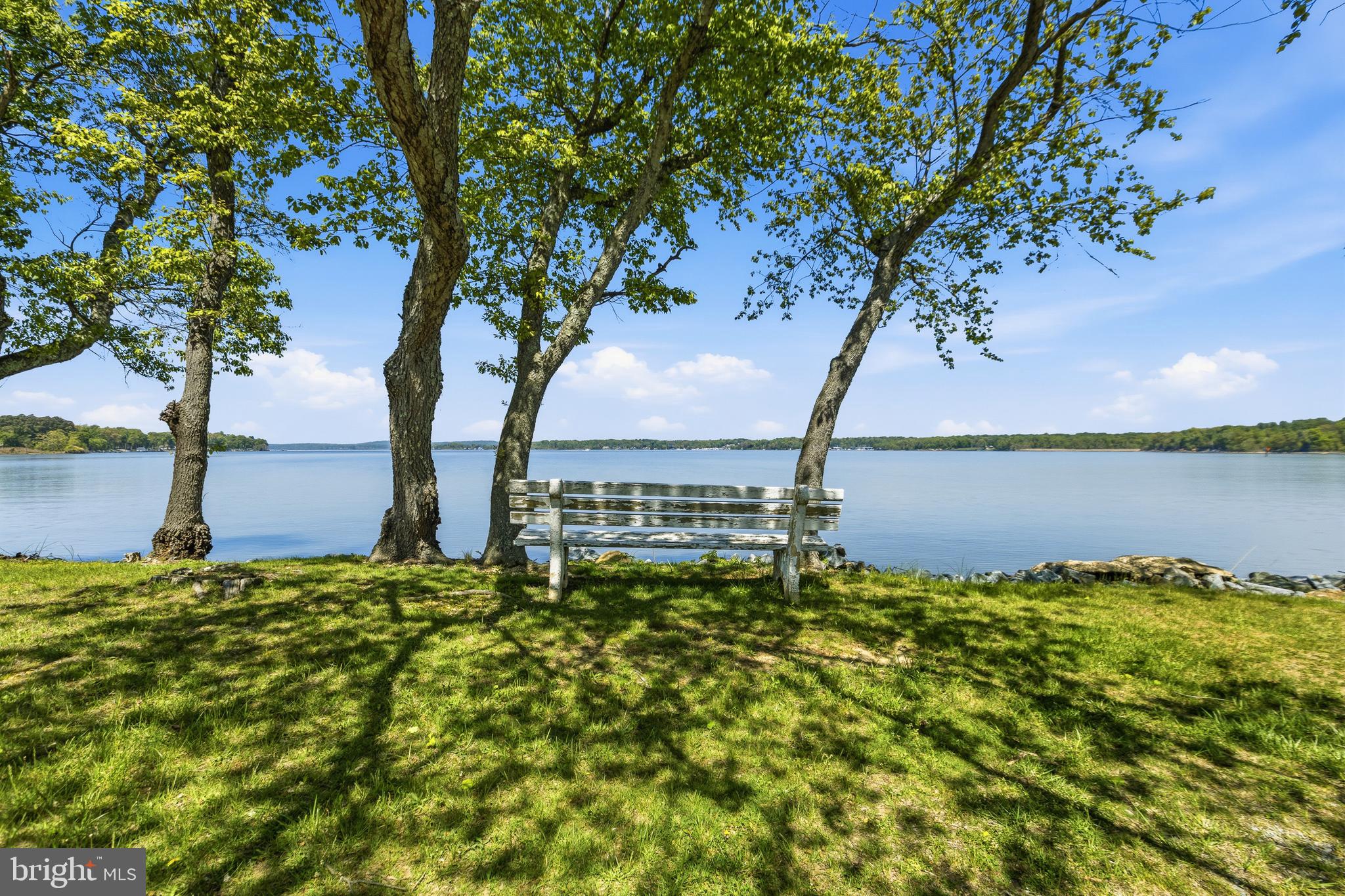 LONG POINT - Residential