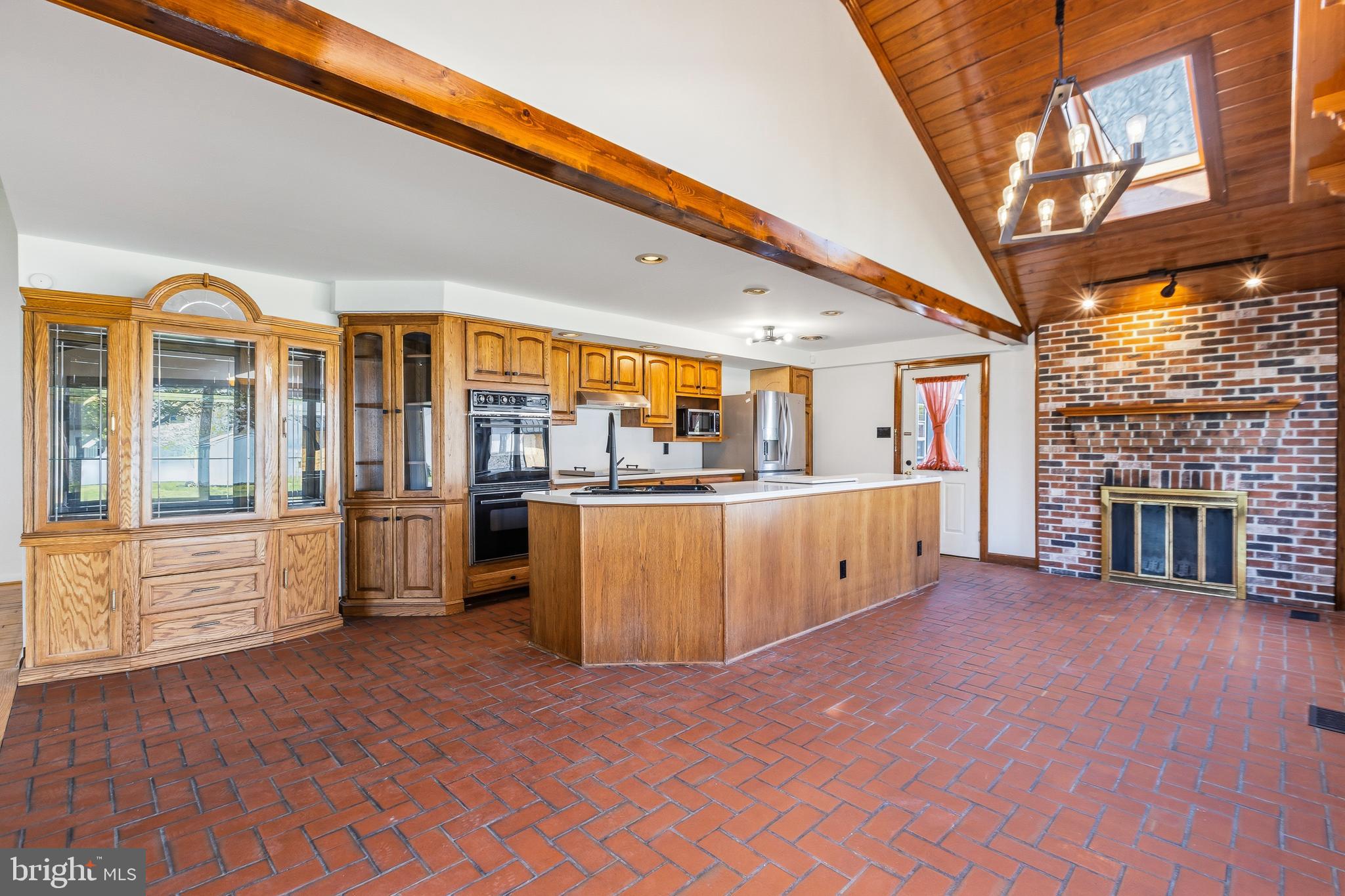 LONG POINT - Residential