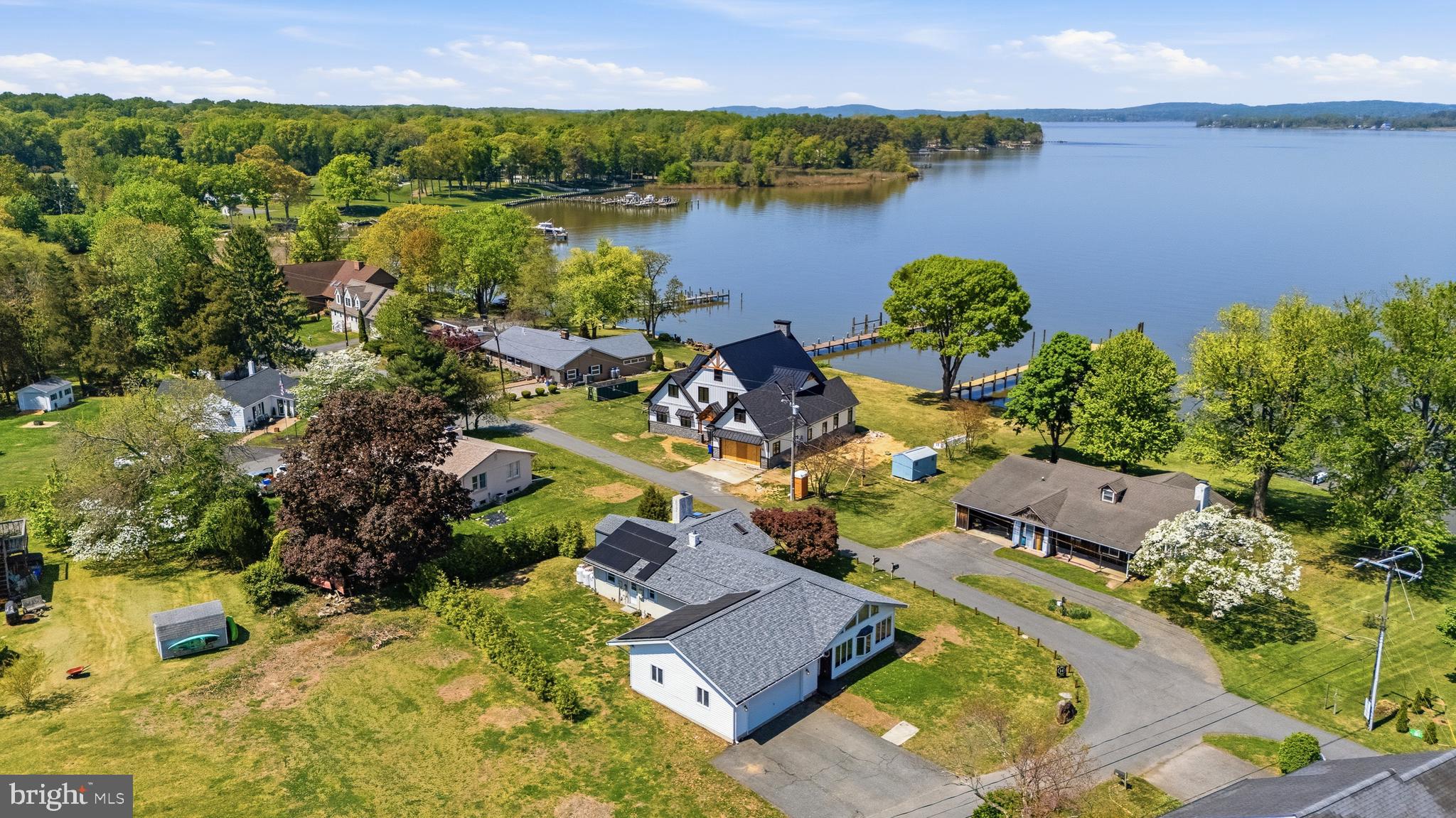 LONG POINT - Residential