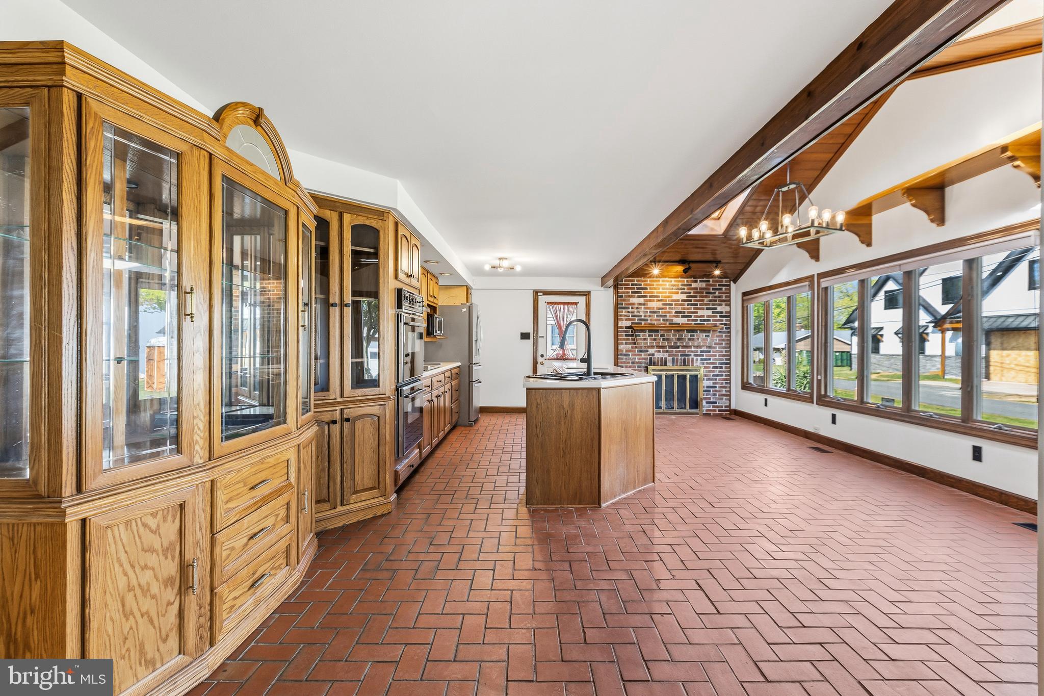 LONG POINT - Residential