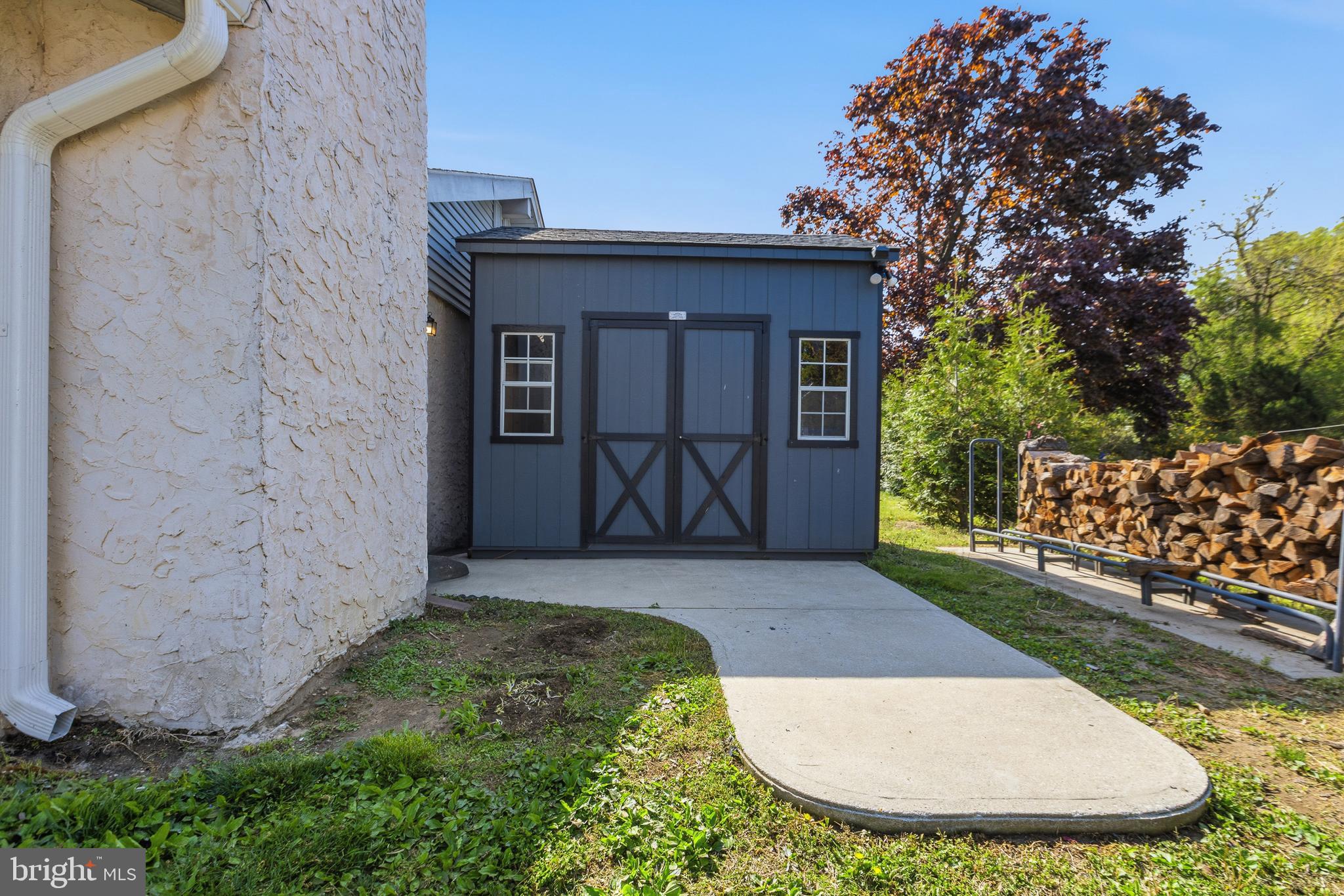 LONG POINT - Residential