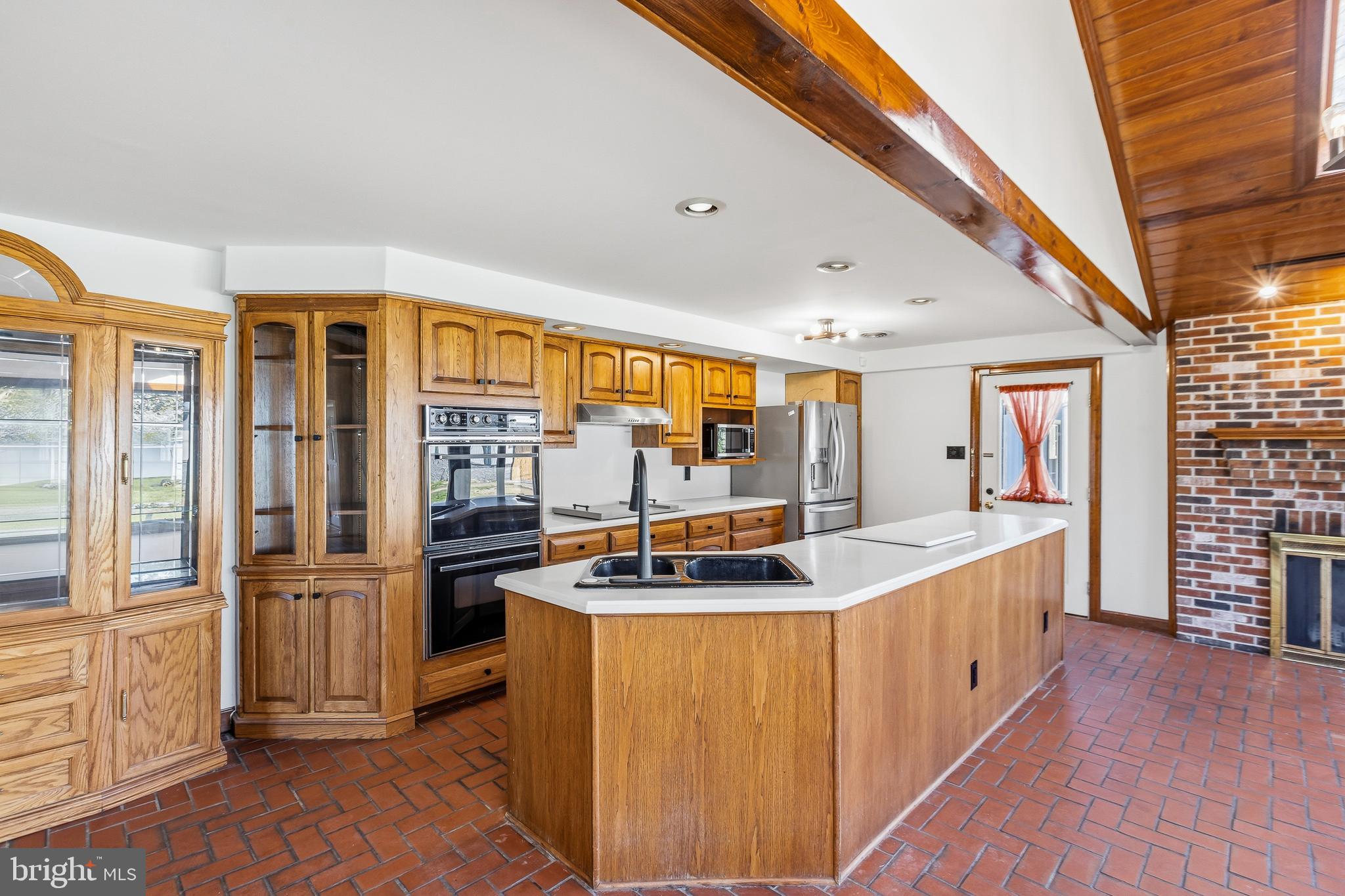 LONG POINT - Residential