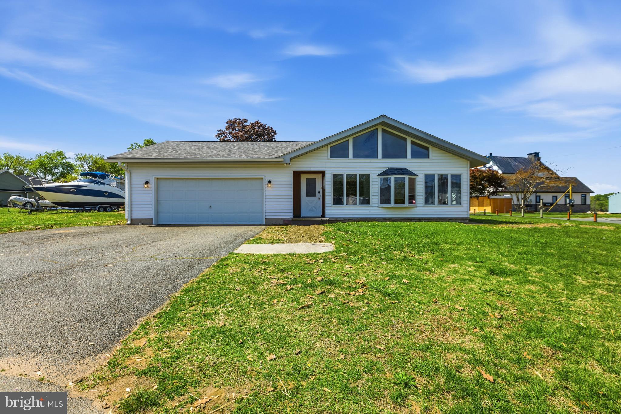 LONG POINT - Residential