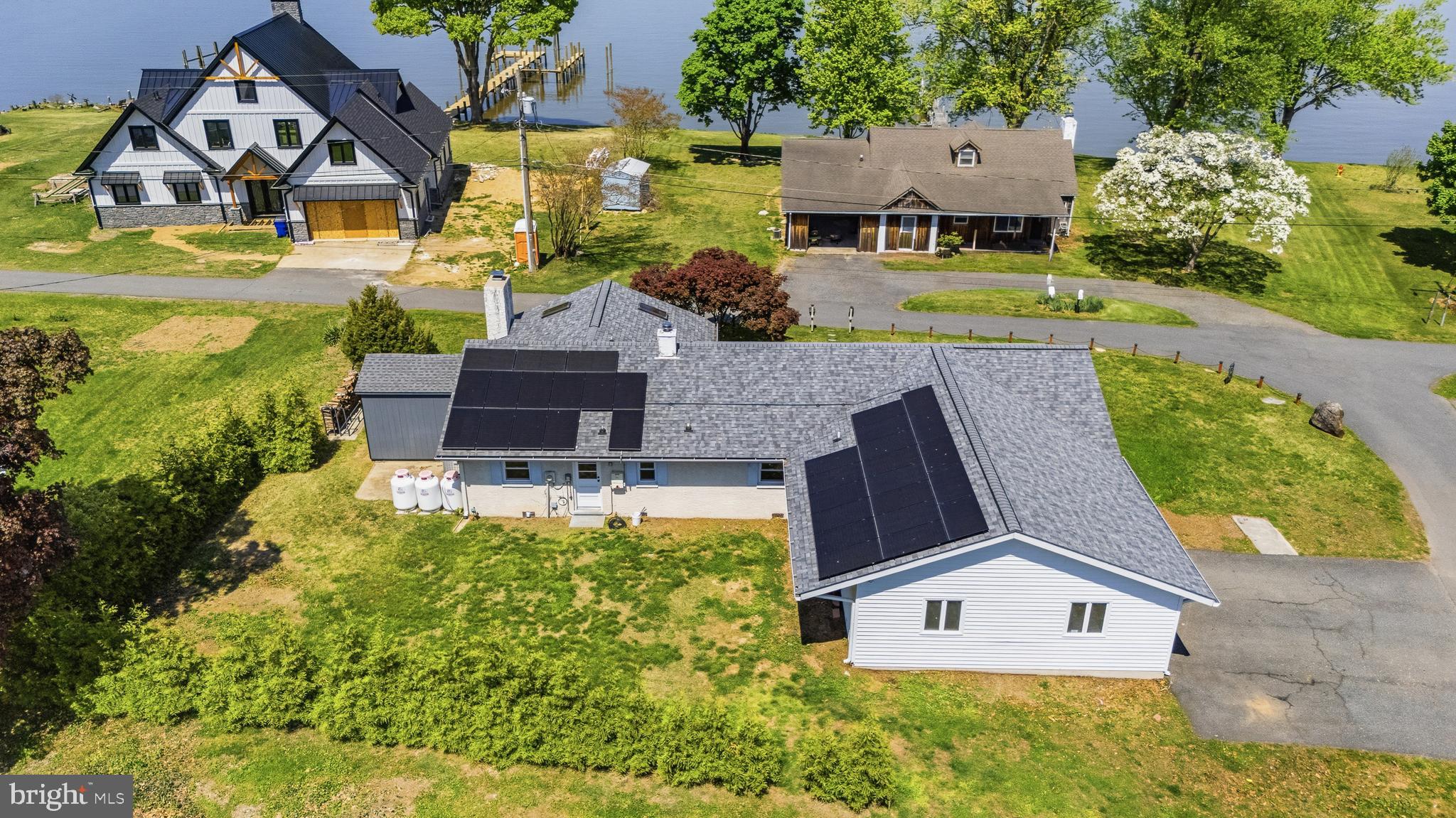 LONG POINT - Residential