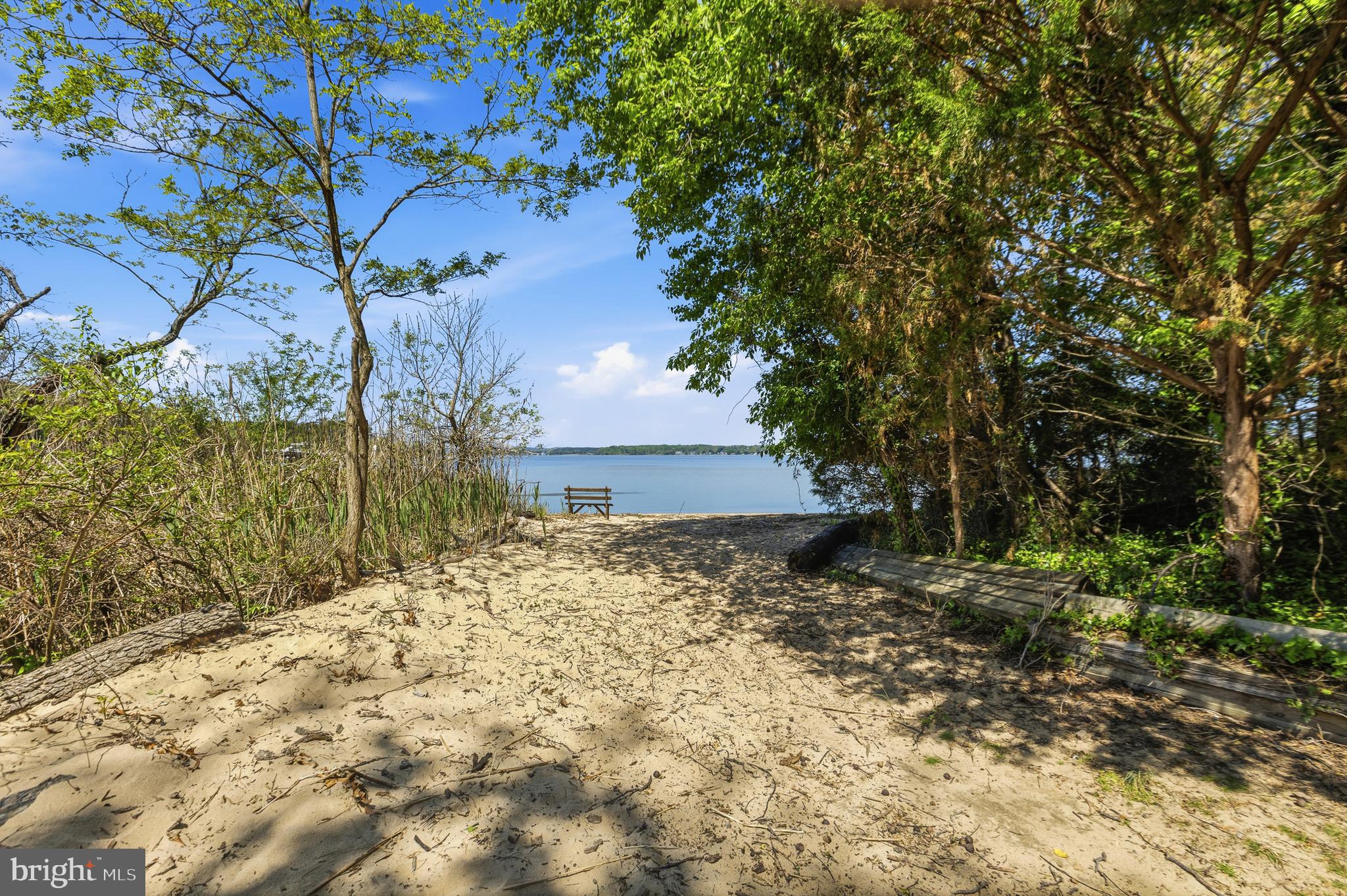 LONG POINT - Residential