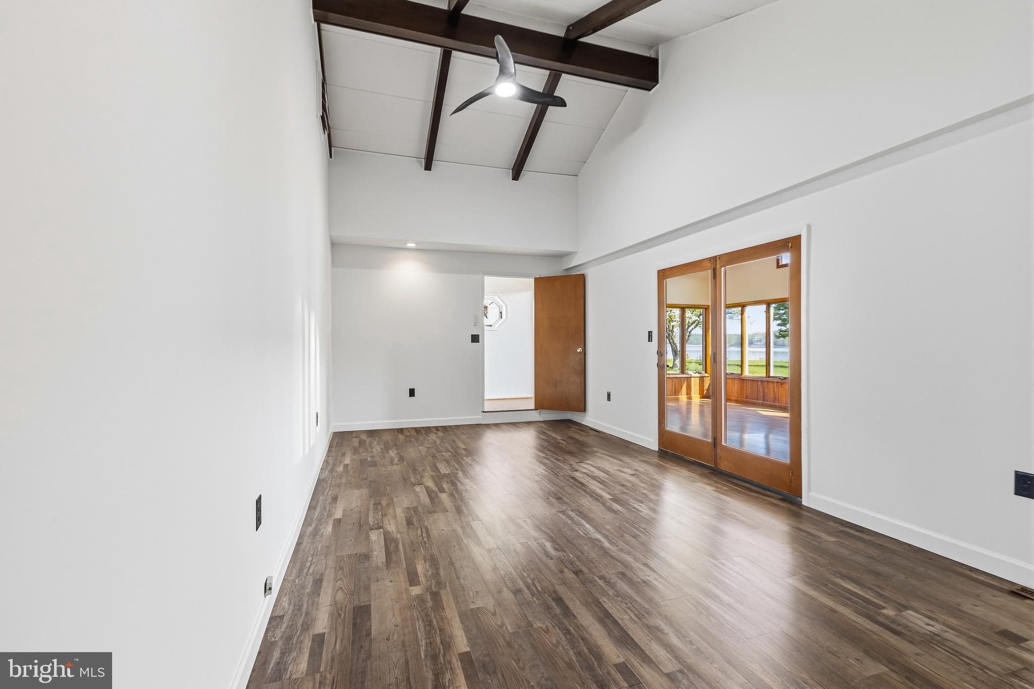 LONG POINT - Residential