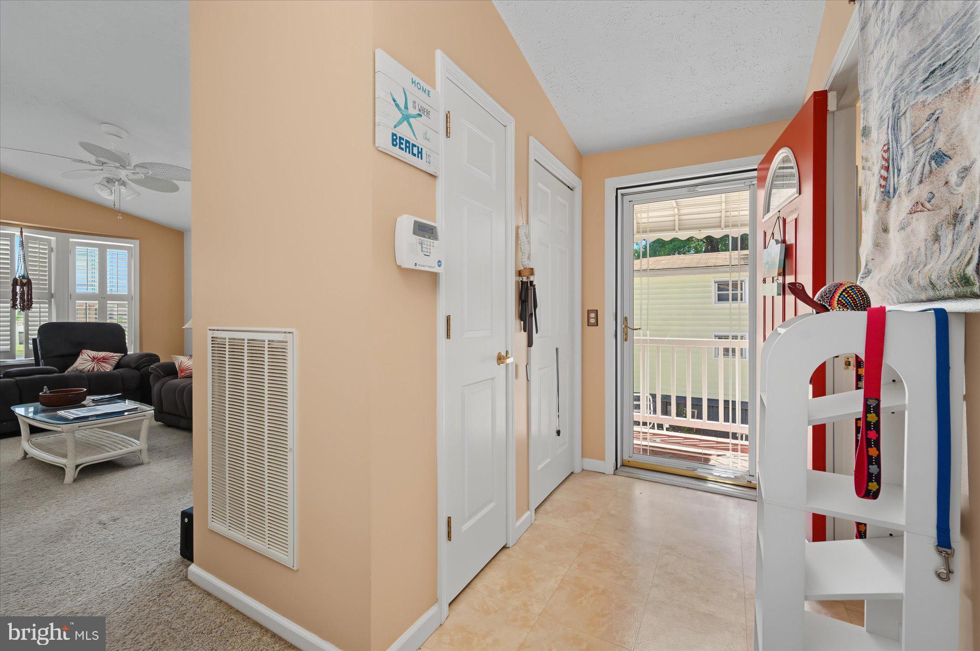 208 TIMBERLINE CIRCLE