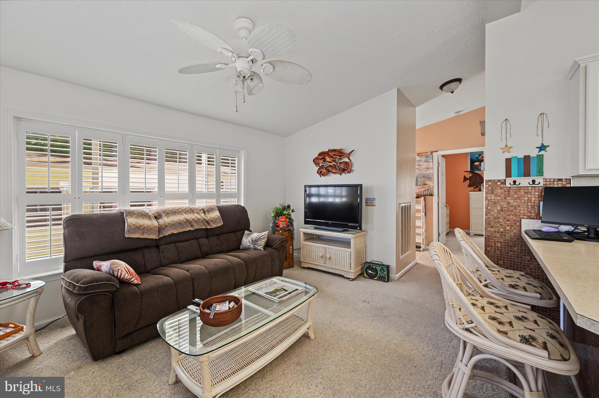 208 TIMBERLINE CIRCLE