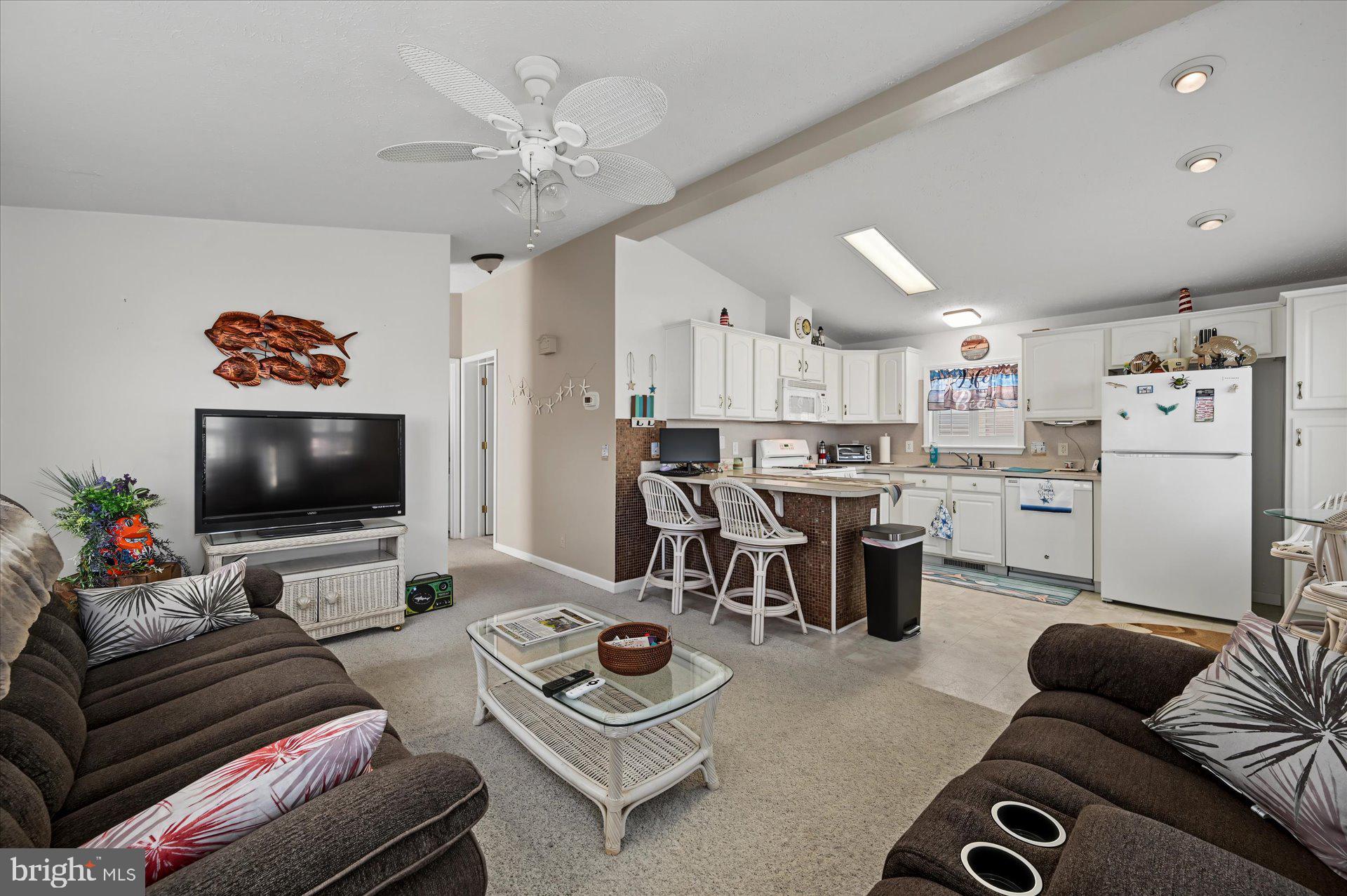 208 TIMBERLINE CIRCLE