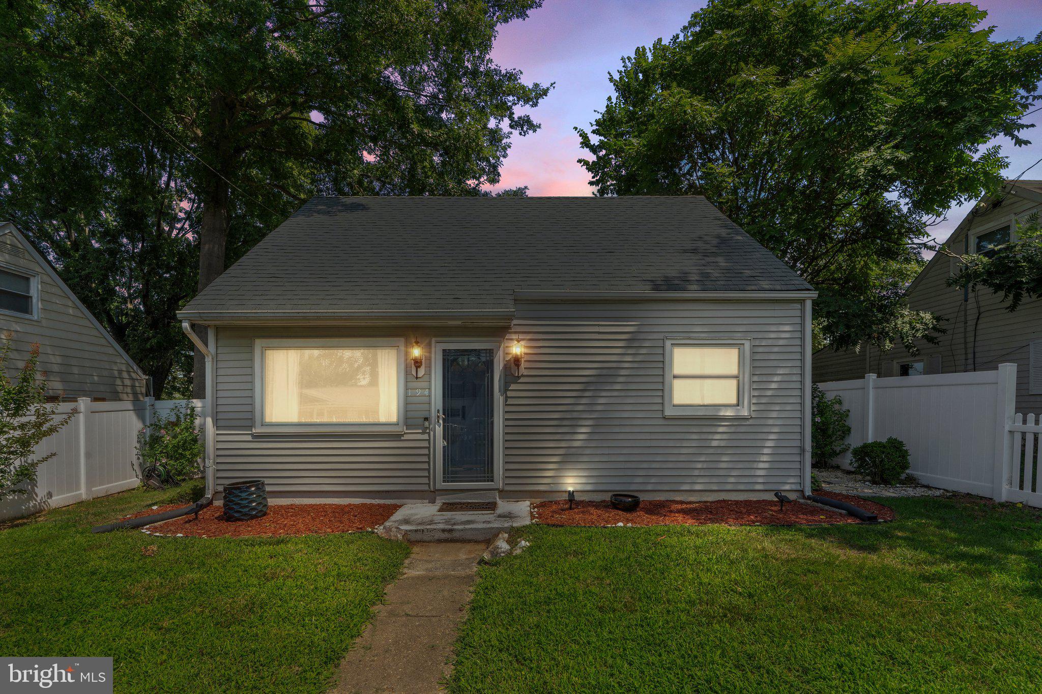 MANASSAS PARK - Residential Lease