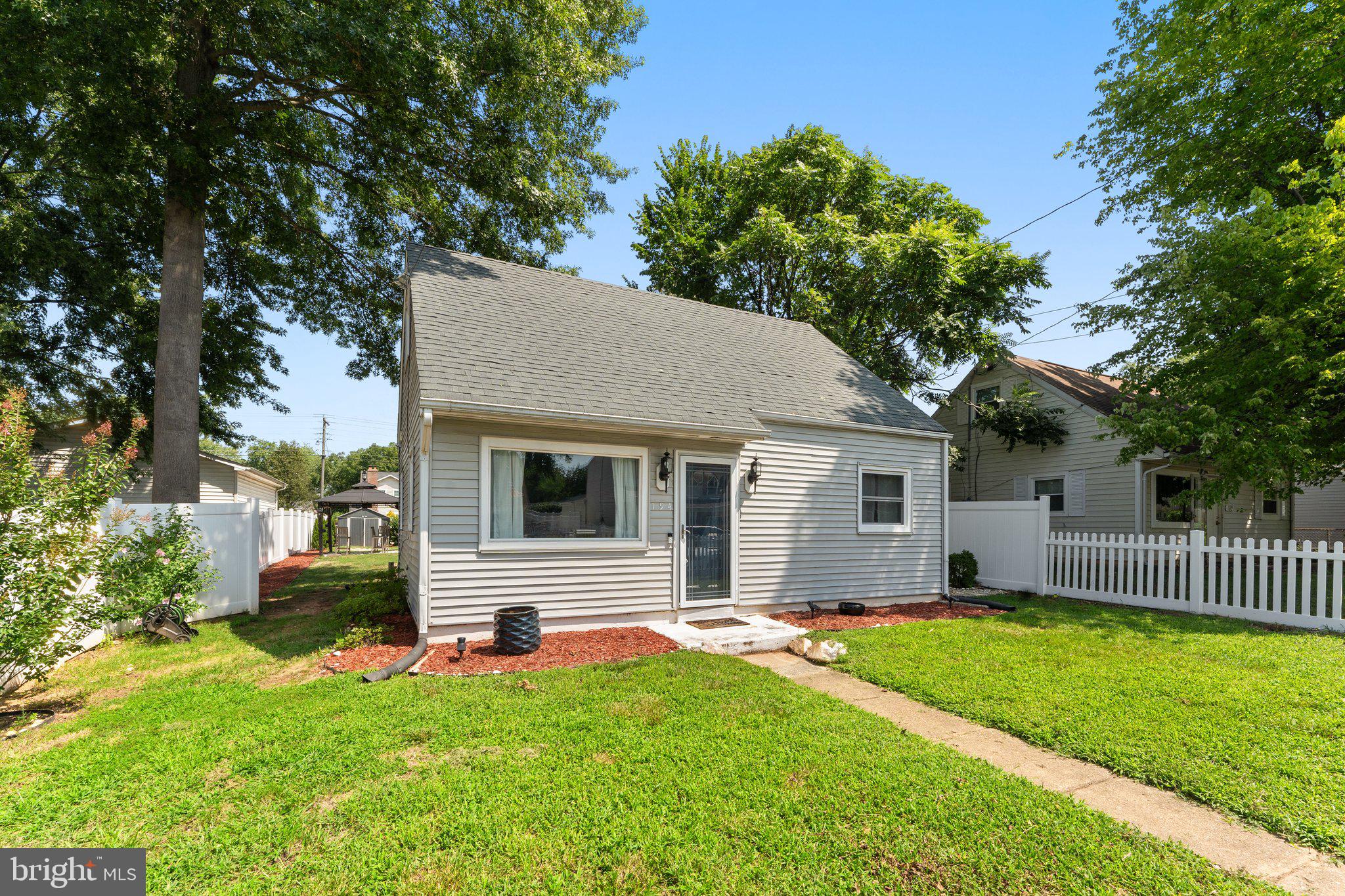 MANASSAS PARK - Residential Lease