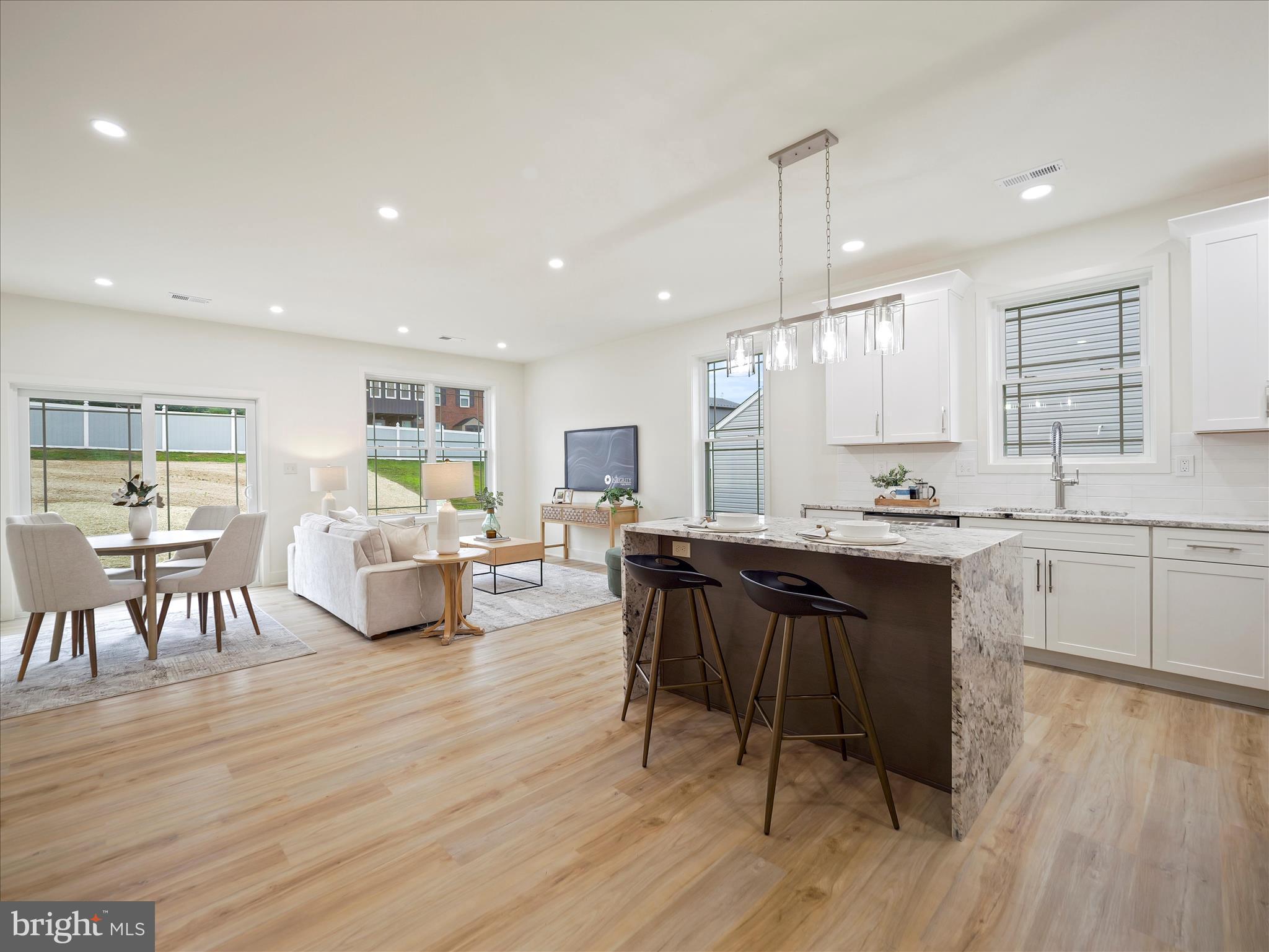 SPRING VALLEY - Residential