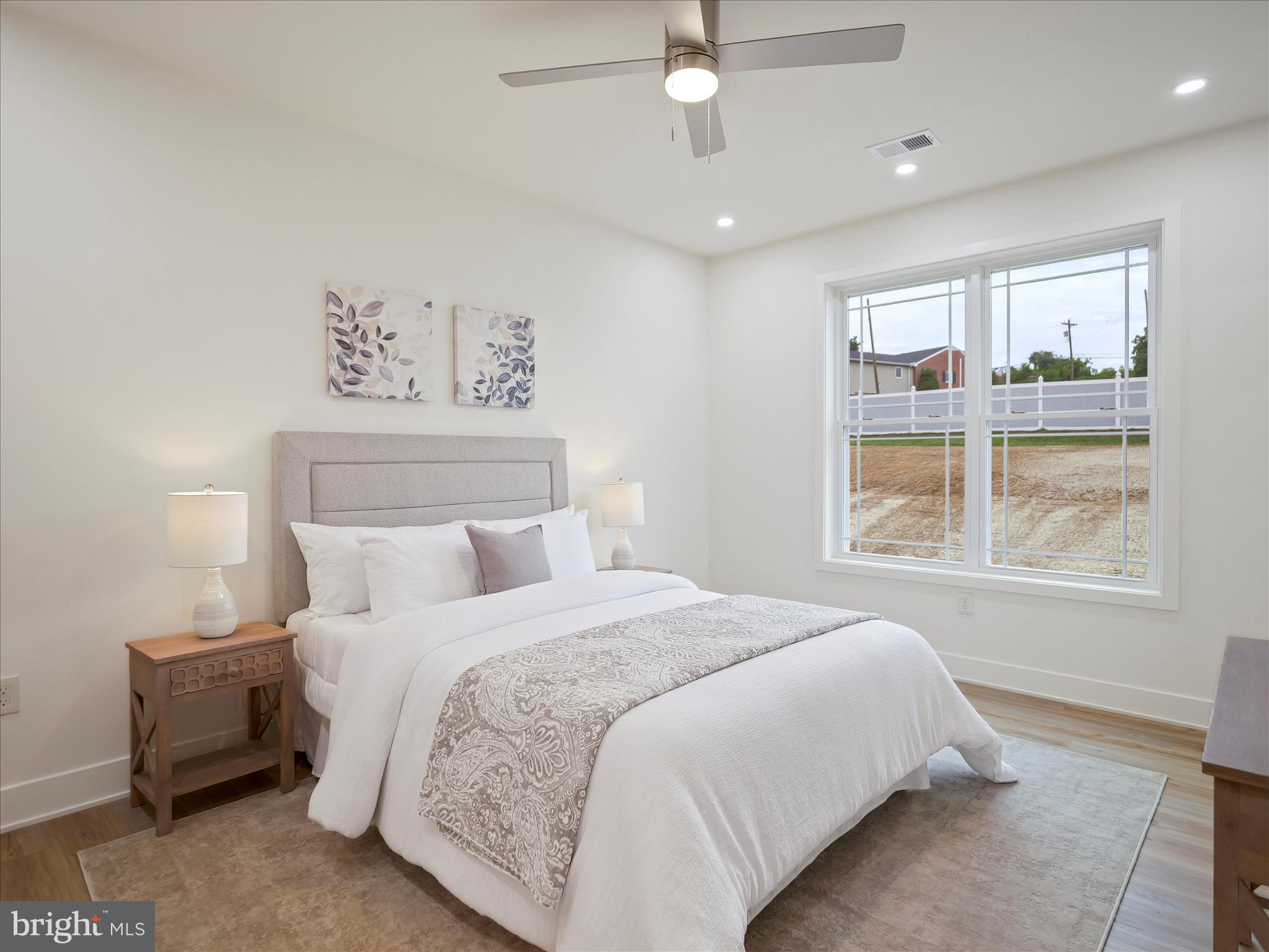 SPRING VALLEY - Residential