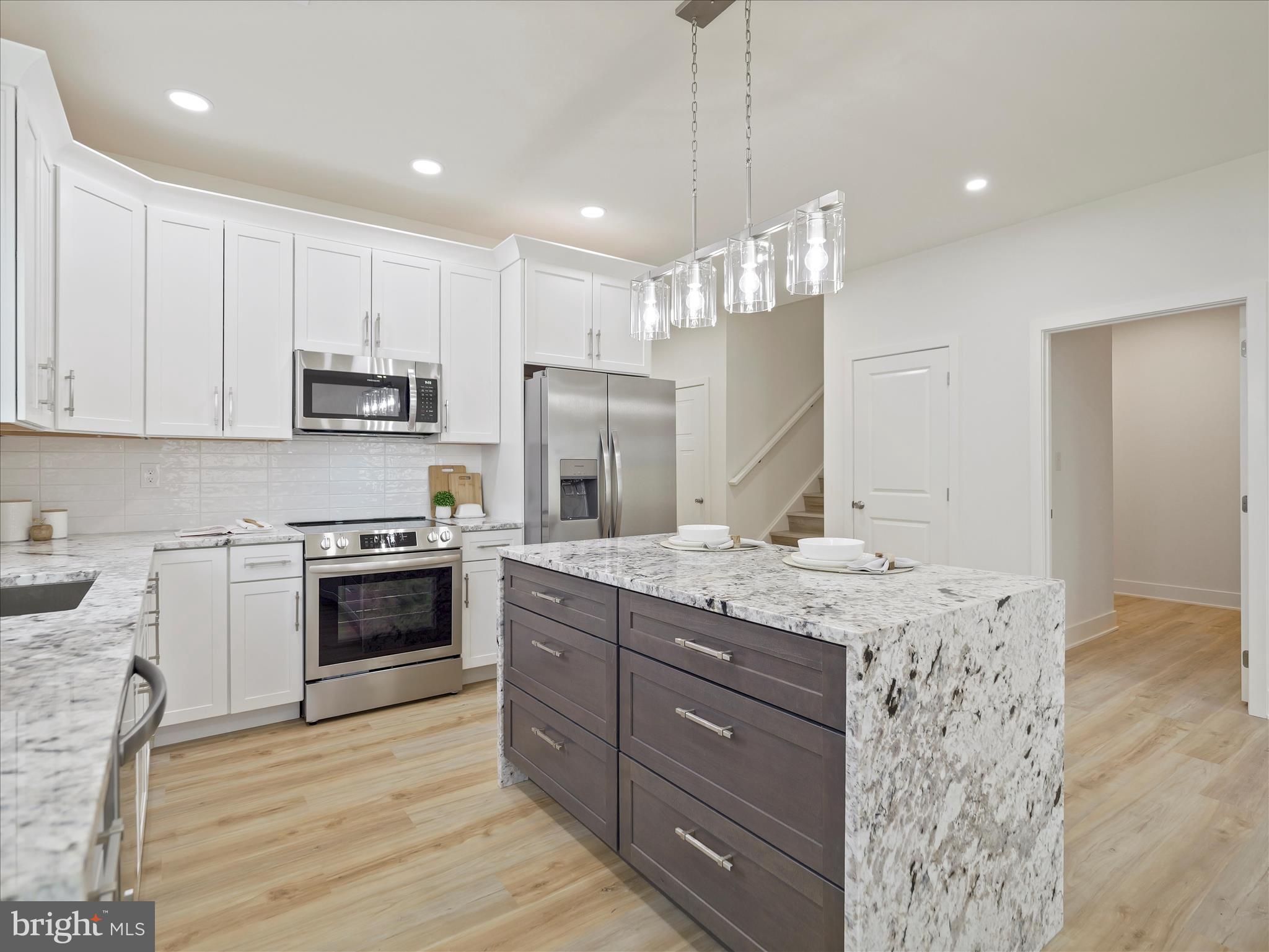 SPRING VALLEY - Residential