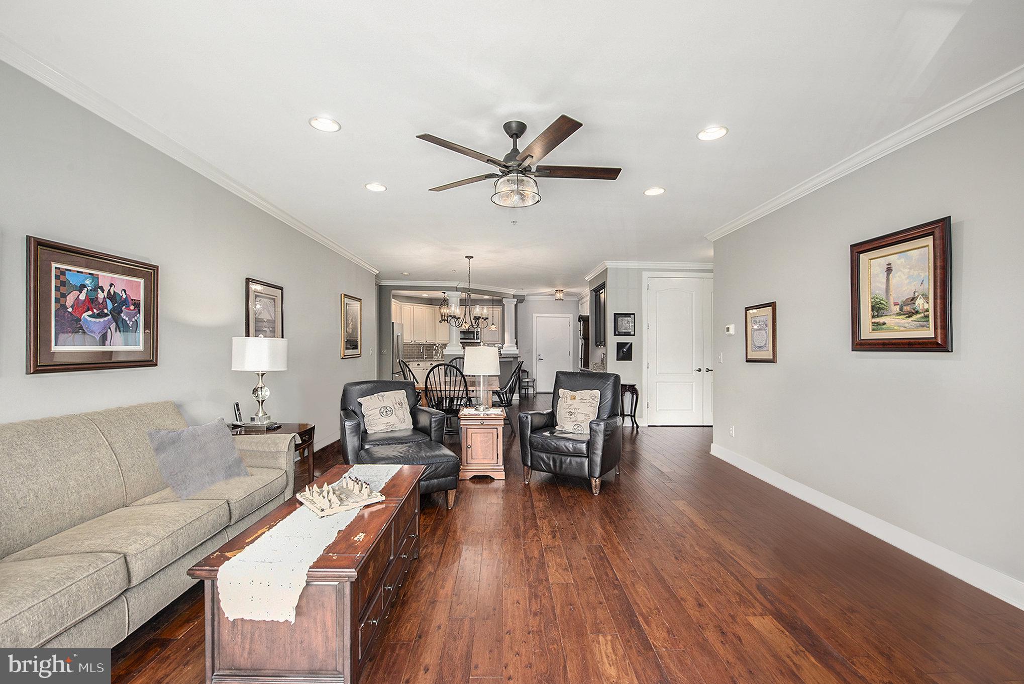 MERIDIAN VALLEY SQ - Residential