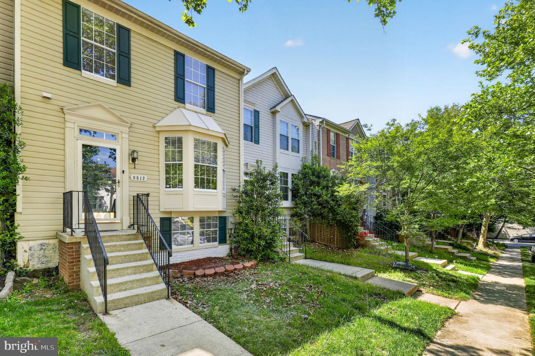 RUSSETT - Residential