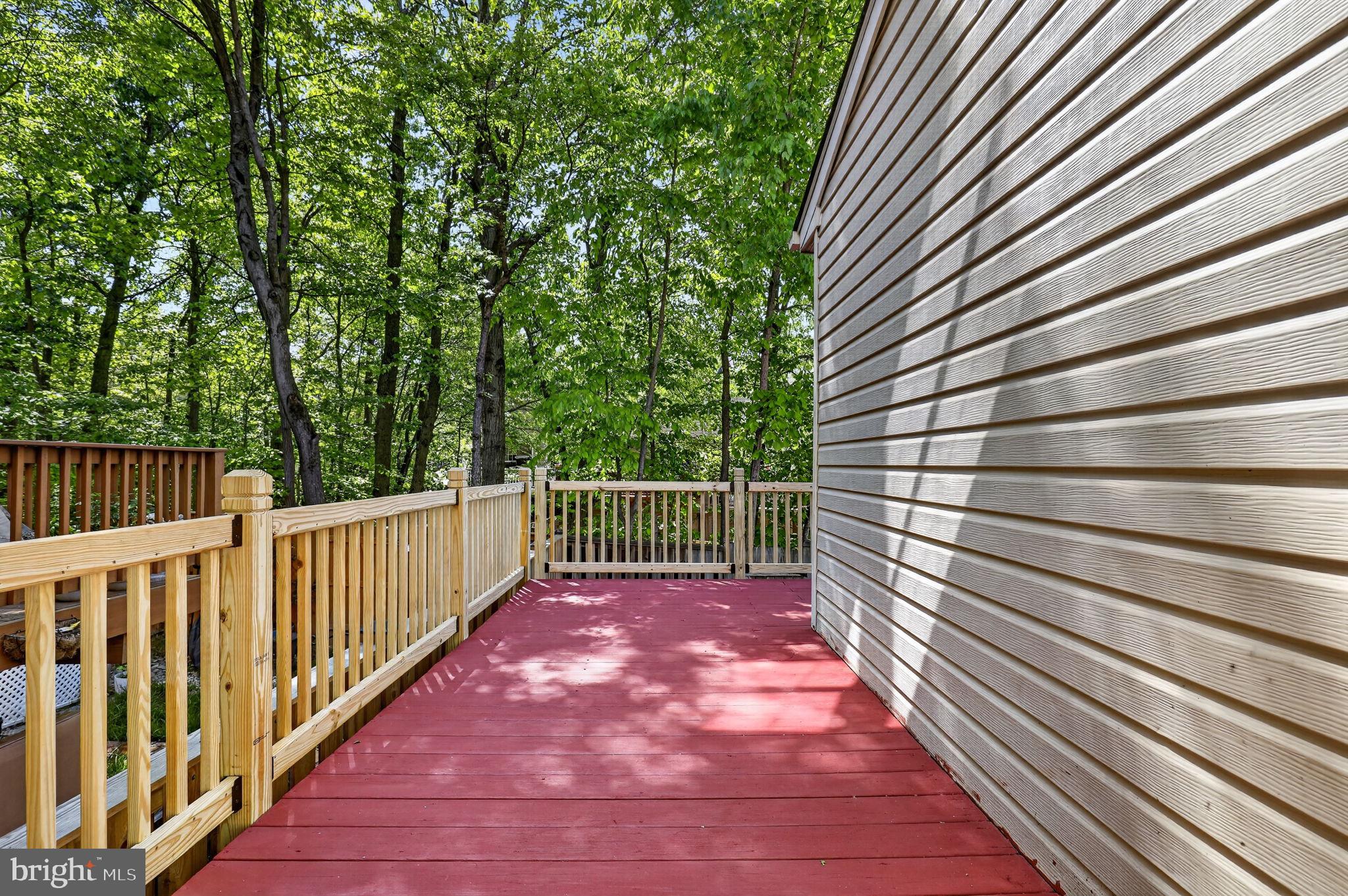 RUSSETT - Residential