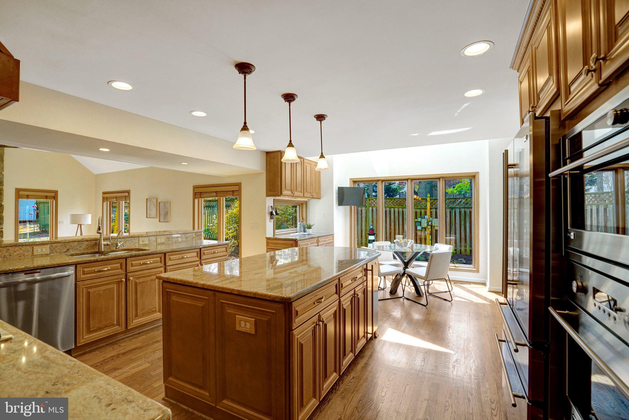 BROADMONT - Residential