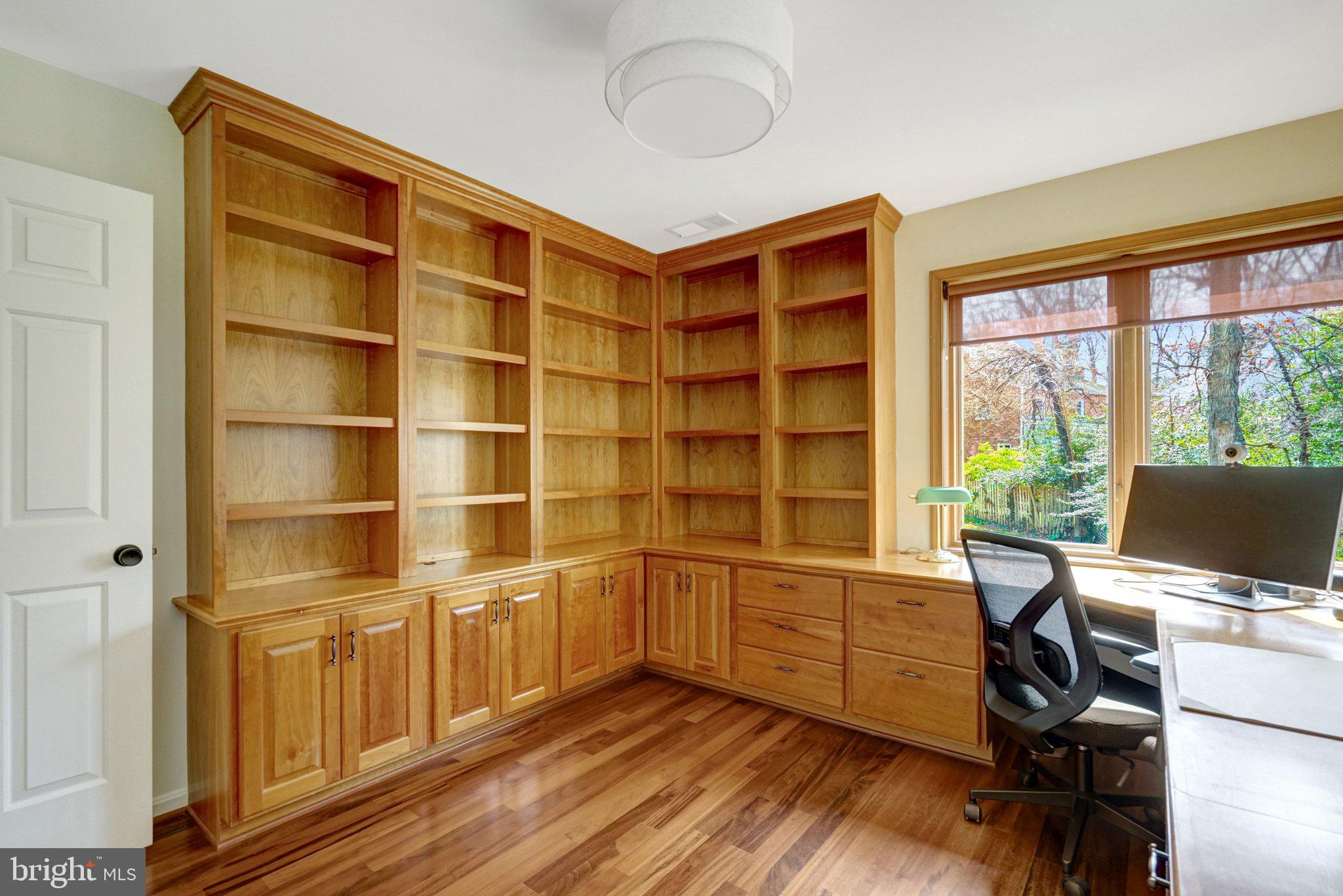 BROADMONT - Residential