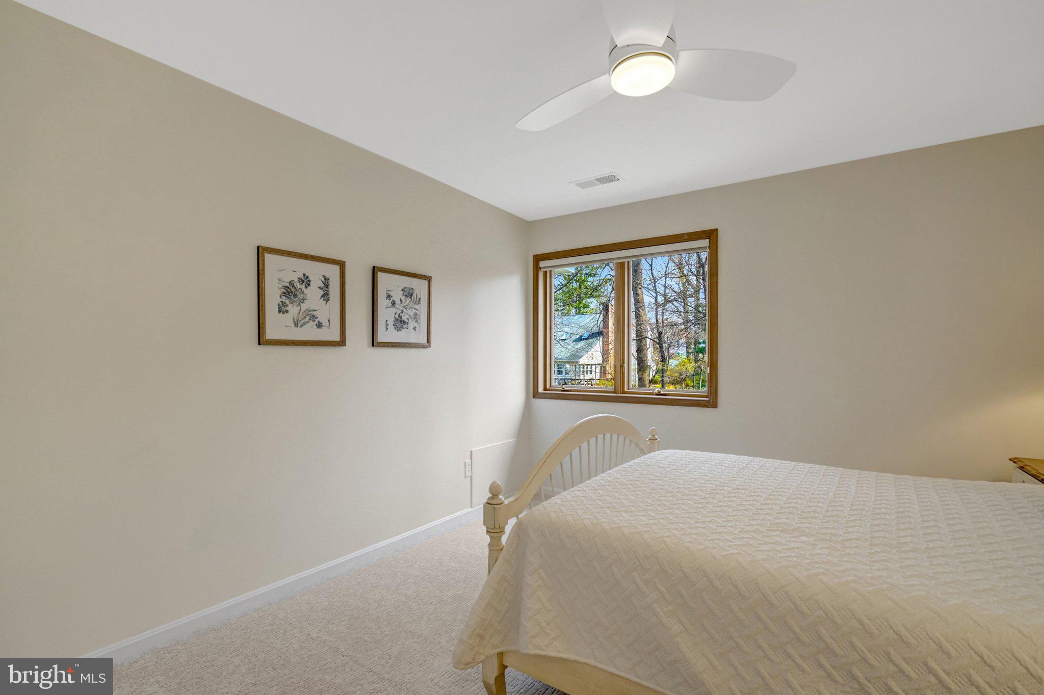 BROADMONT - Residential