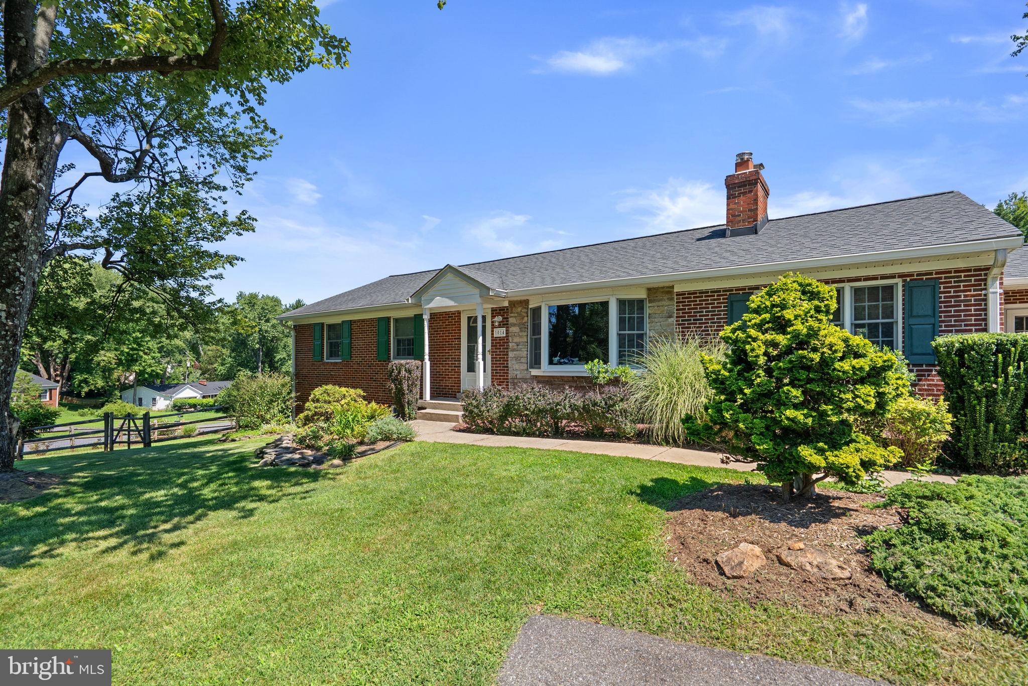 1014 CLIFTONBROOK LANE