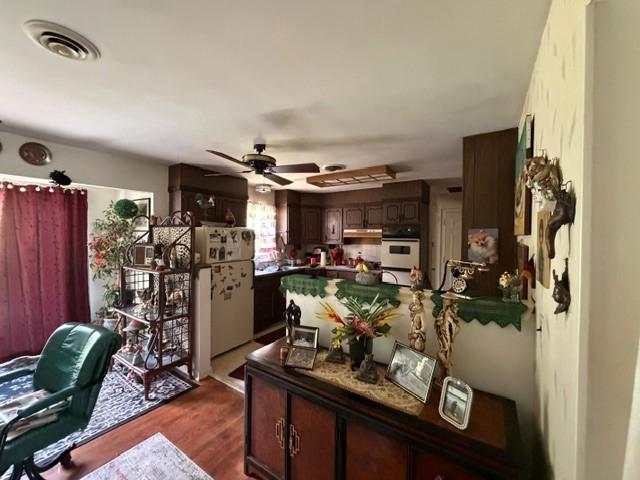 635 LAKEHURST ROAD