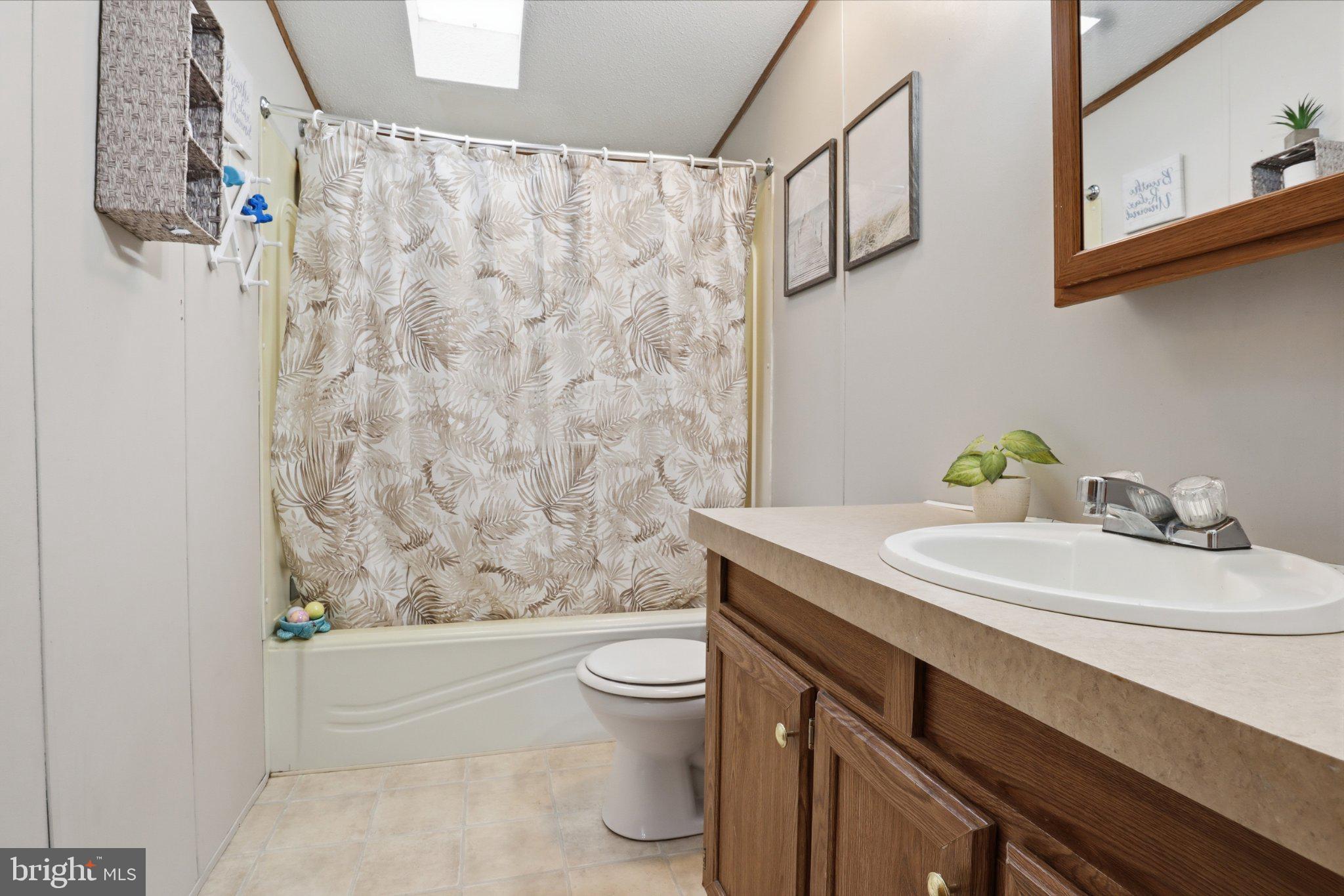 WALNUT GROVE MOBILE HOME PARK - Residential