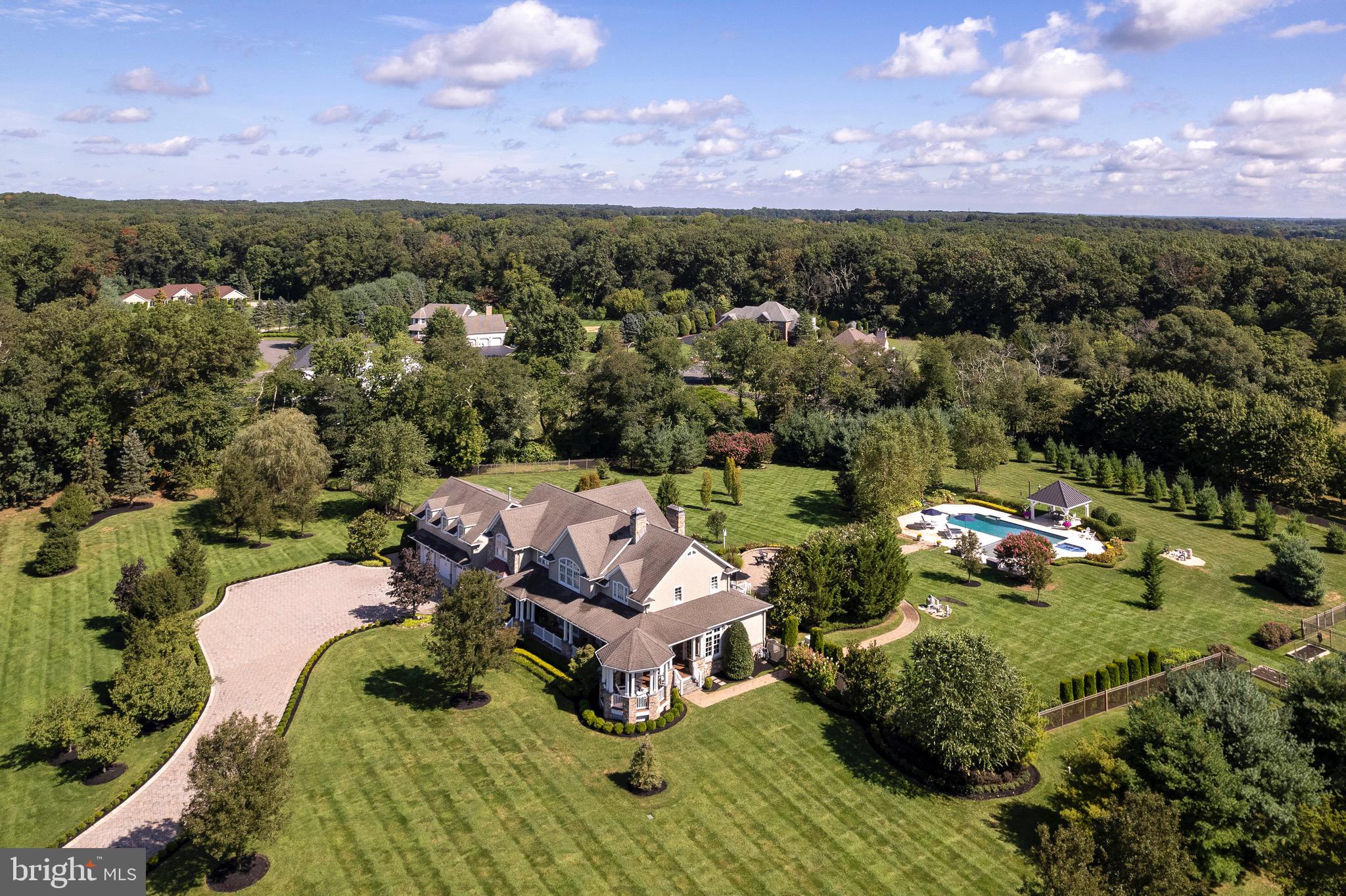 7 STONEY BROOK DRIVE