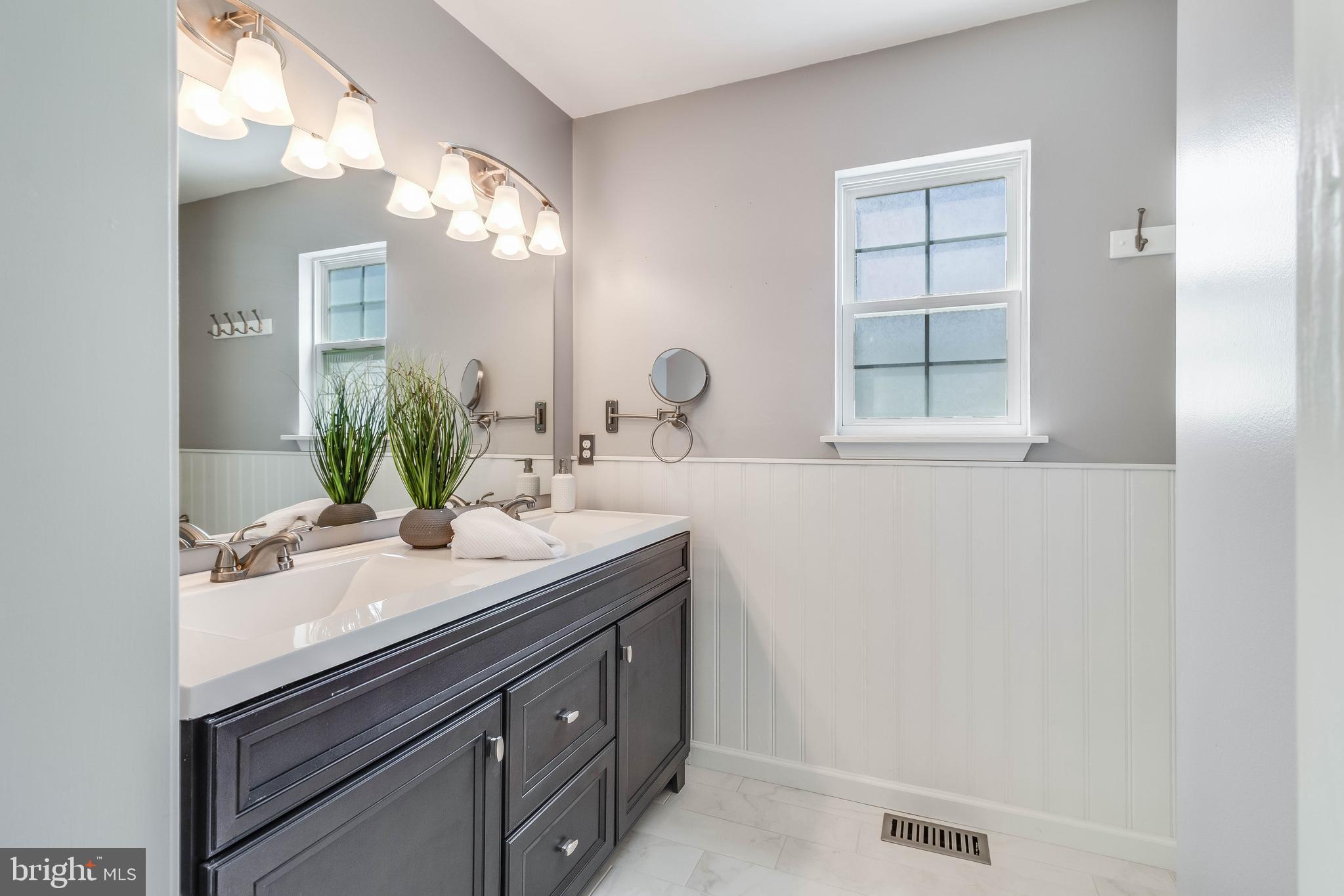 BUCKINGHAM ESTATES - Residential