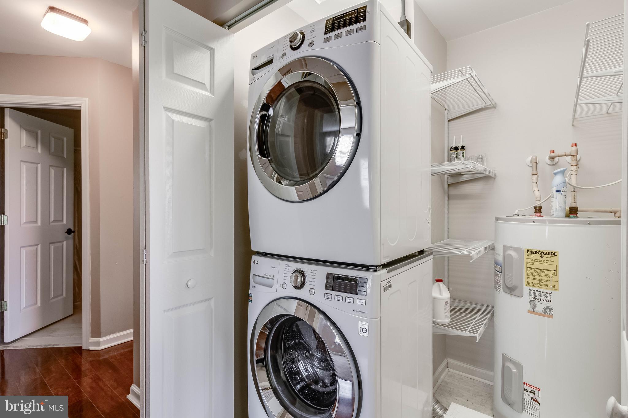 BUCKINGHAM ESTATES - Residential