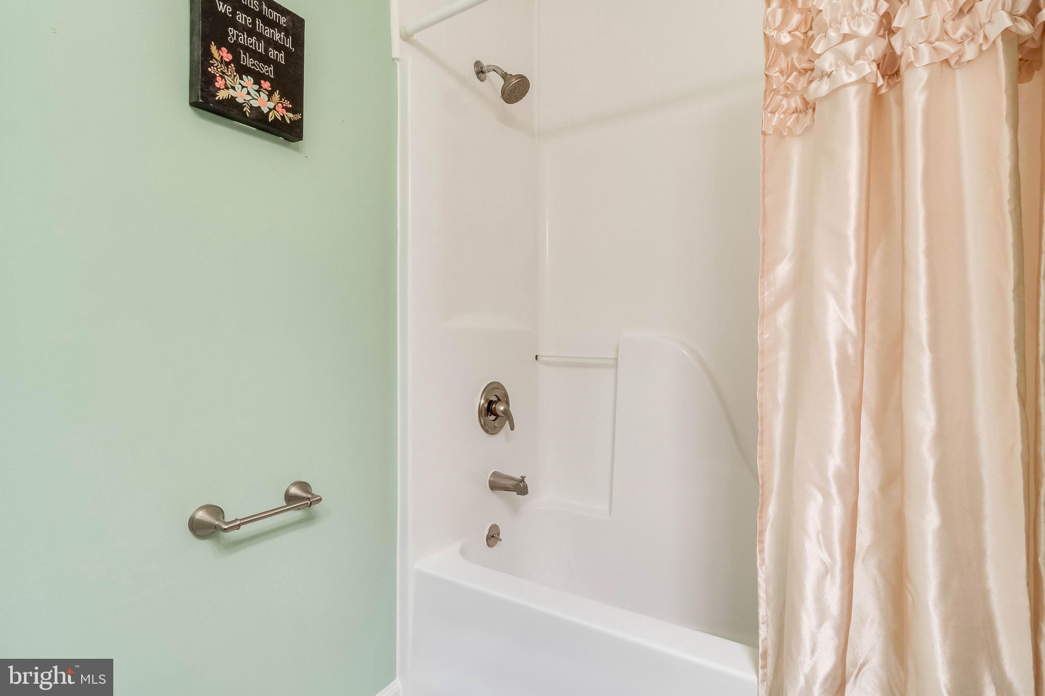 BUCKINGHAM ESTATES - Residential