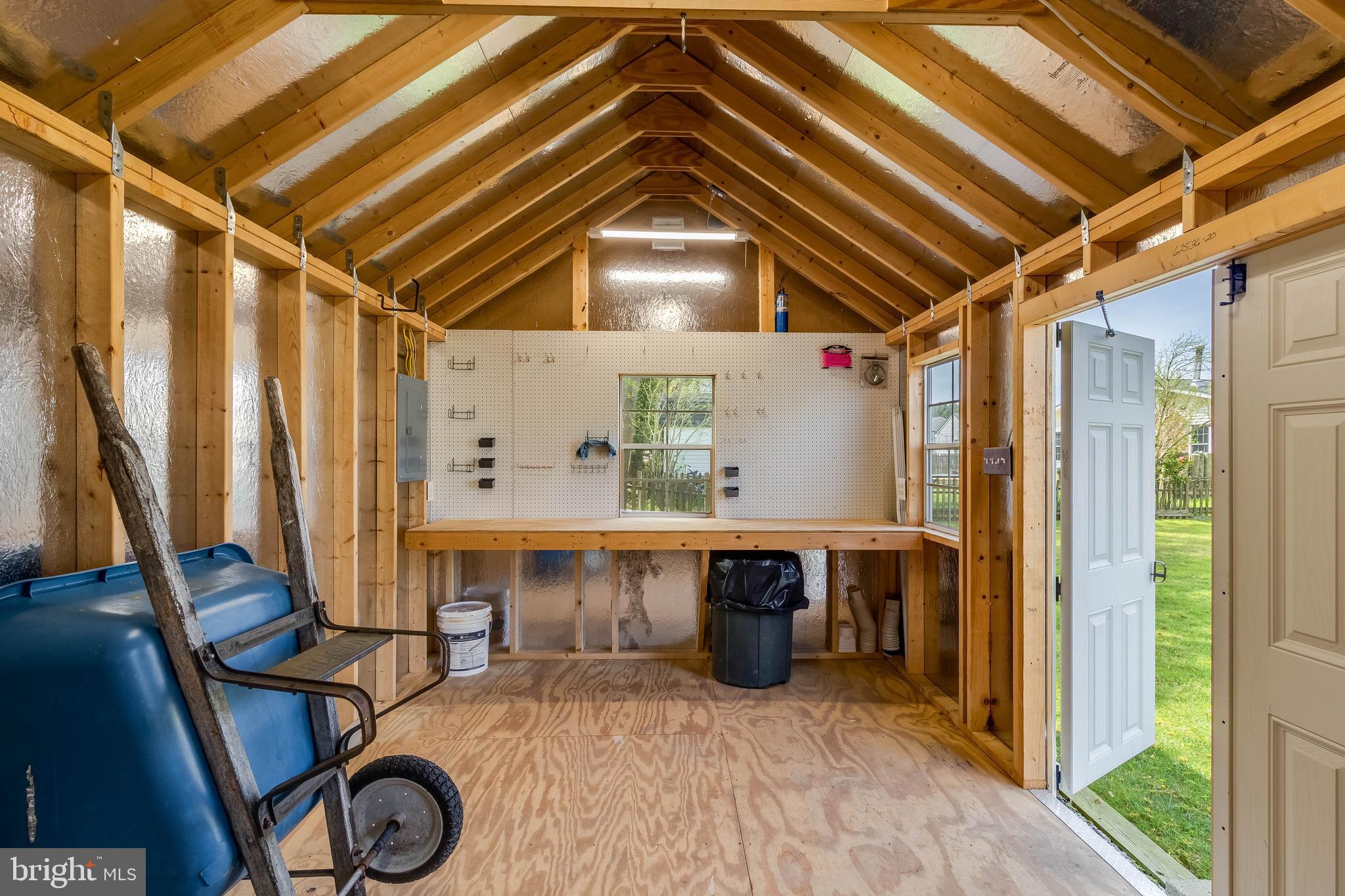 BUCKINGHAM ESTATES - Residential