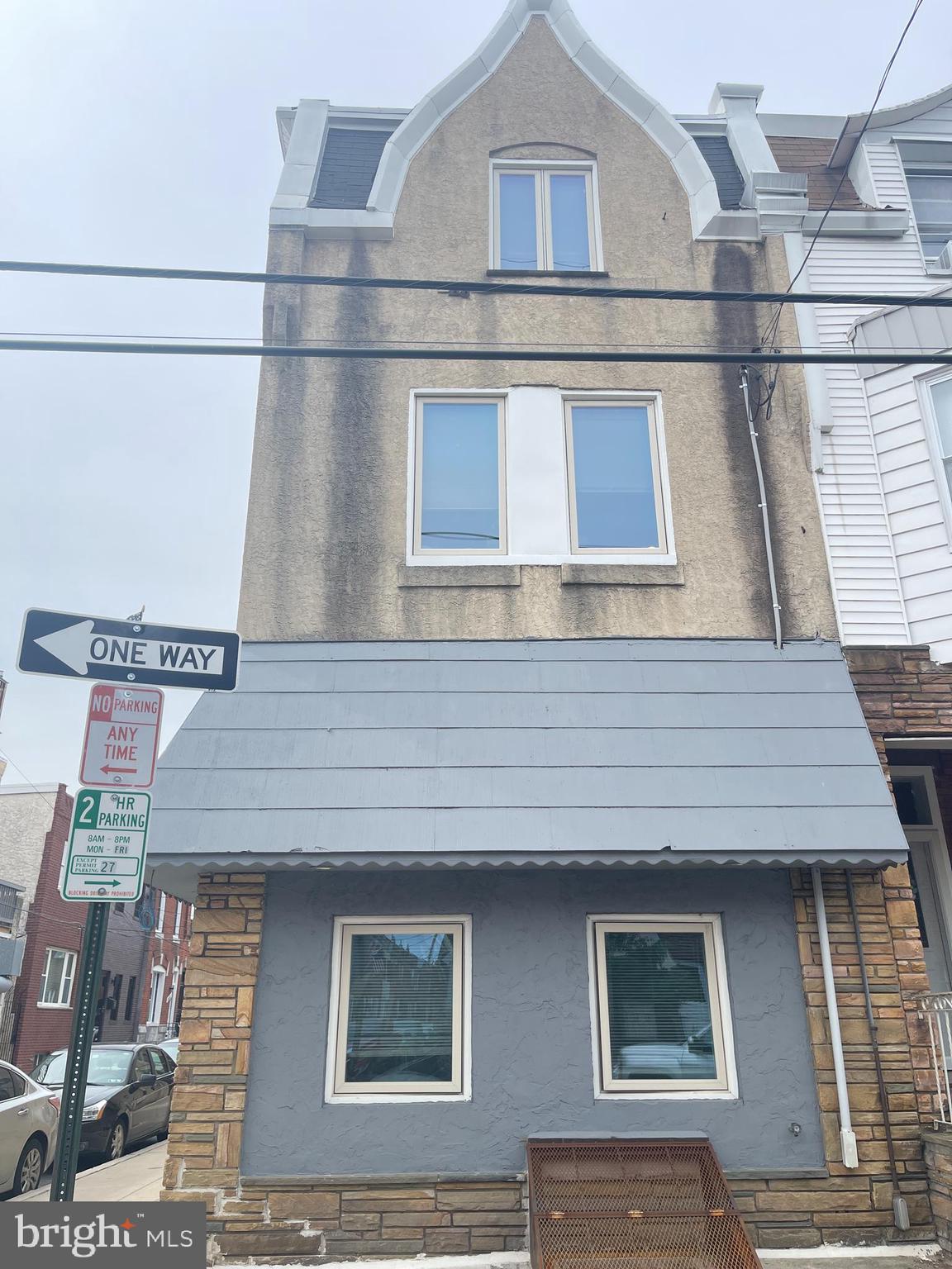 Rare opportunity . This end of the row building consists of 3 total units. This well-maintained Triplex in South Philadelphia’s desirable neighborhood is a prime opportunity. All units have been upgraded with brand new cabinets, a brand new granite countertop, new paint, new flooring, and a brand new tiled bathroom. The first floor front features a cozy 1-Bedroom, 1 1/2-Bathroom . The second unit on the first floor rear features 1 bedroom and 1 bathroom. On the second and the third floor (bi-level ) you can find access to the large 3-Bedroom and 2 full bathrooms apartment . Central air is in this unit only. All units are fully occupied. units are currently rented for $1100/month ( first floor front) . $875/ month (first floor rear) and the bi-lever unit is rented at $2075/month. sprinkler system, recessed LED lighting and with separate utilities.