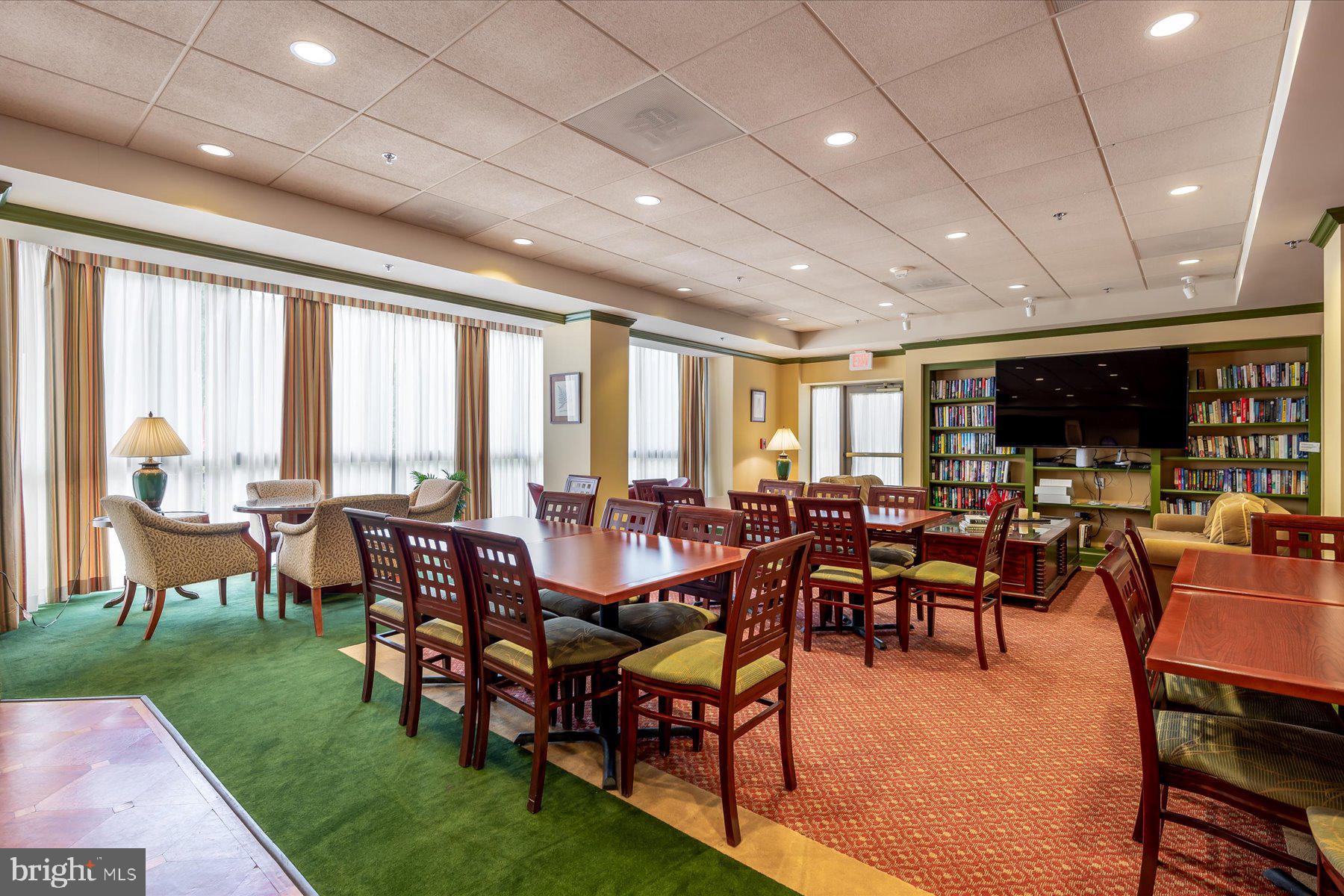 THE RESERVE AT HERITAGE HARBOUR - Residential