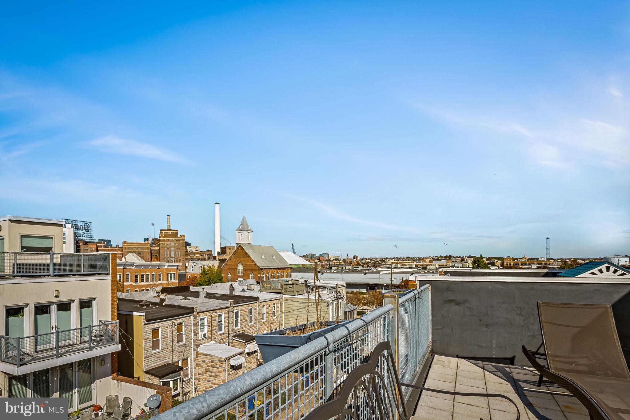 LOCUST POINT - Residential