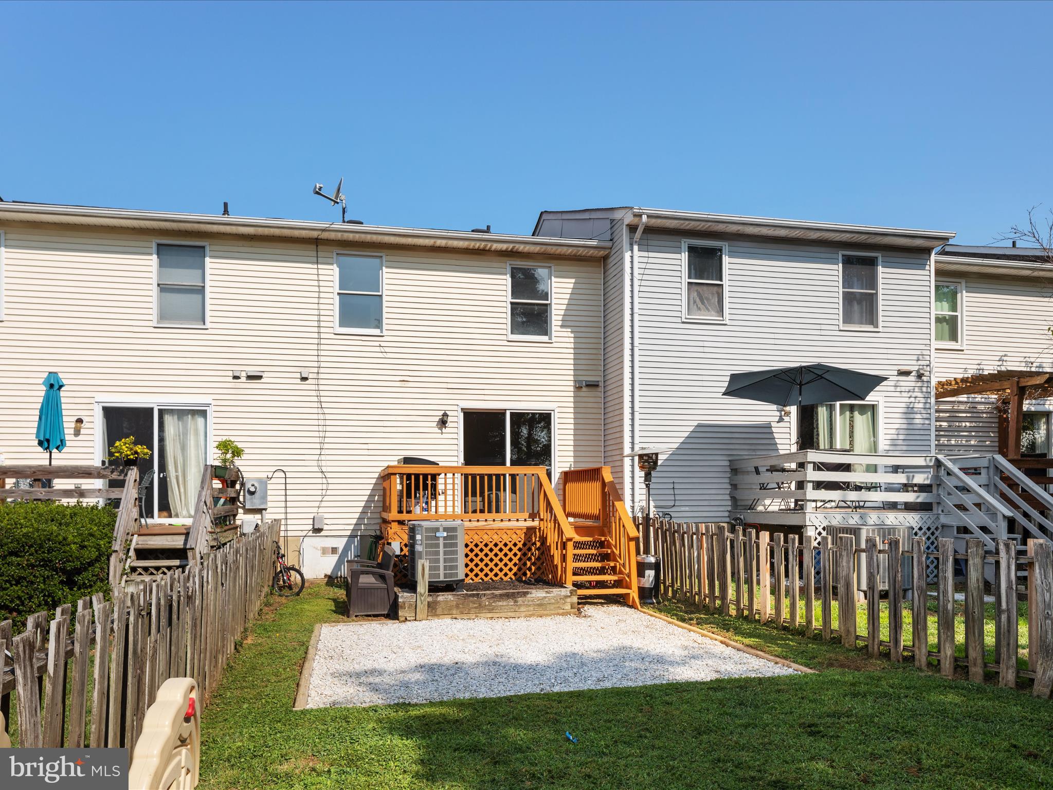 LAKEVIEW VILLAGE - Residential