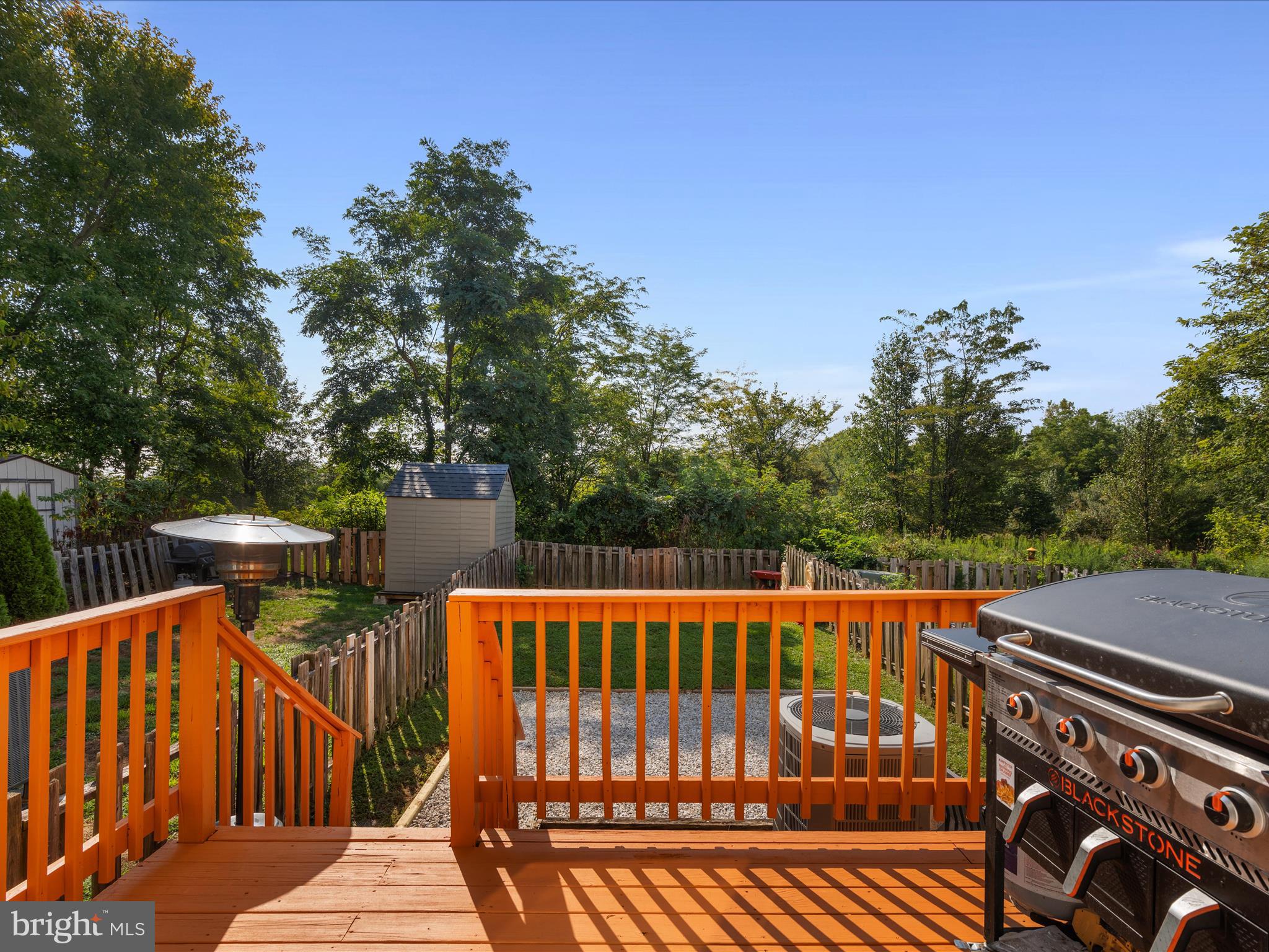 LAKEVIEW VILLAGE - Residential