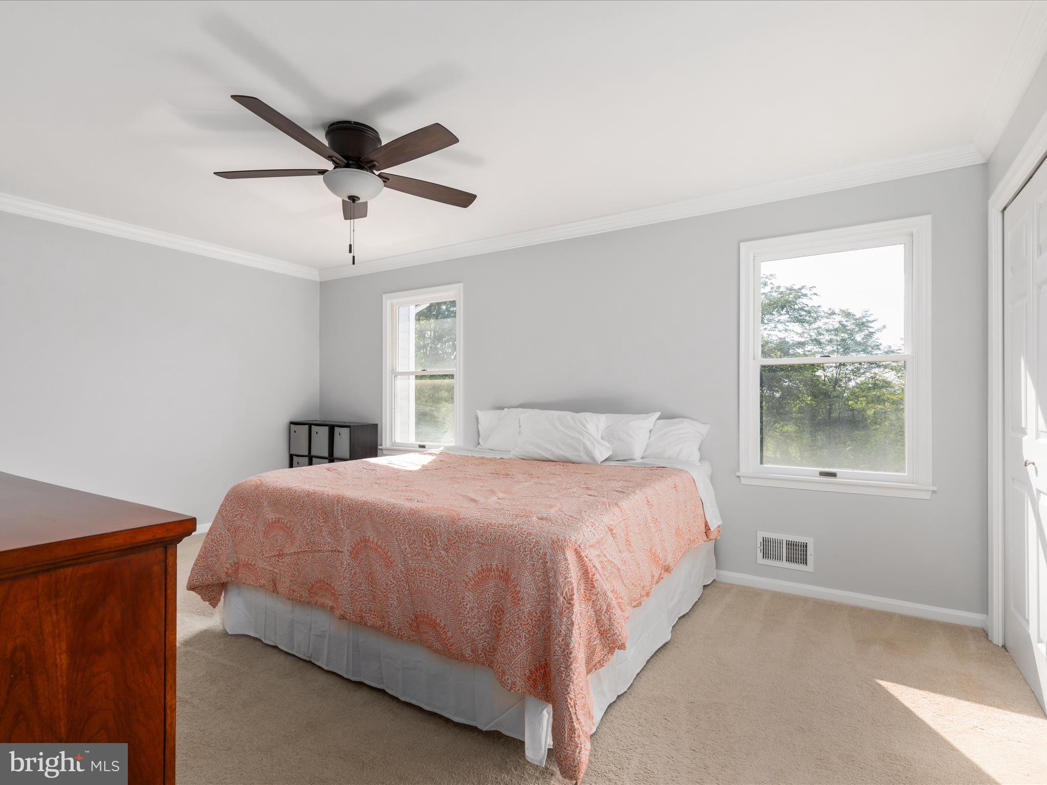 LAKEVIEW VILLAGE - Residential