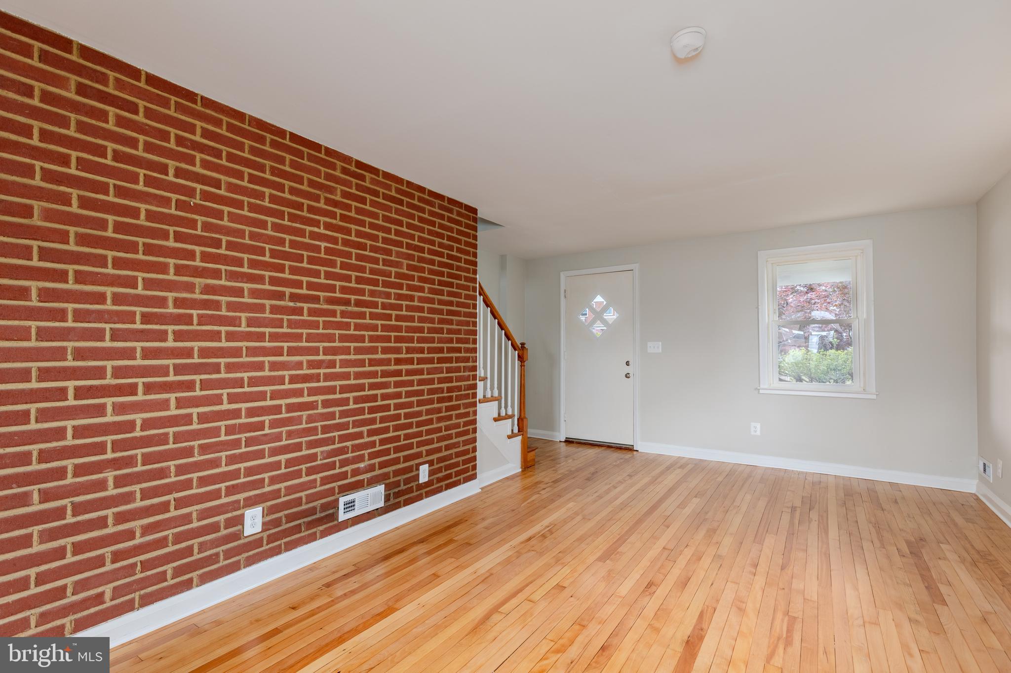 DUNDALK VILLAGE - Residential