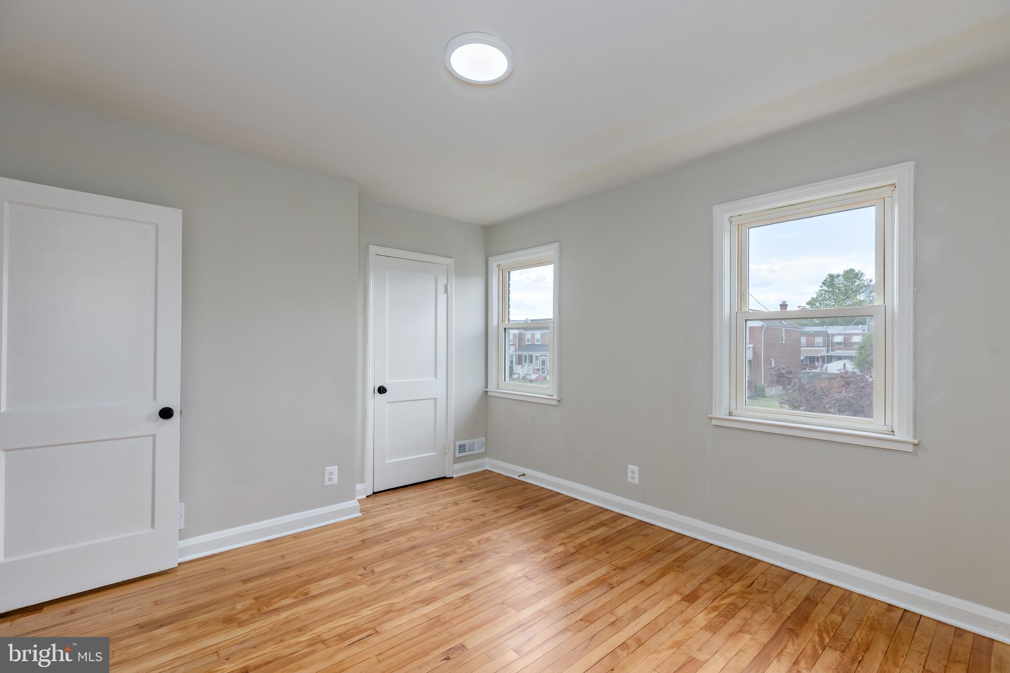 DUNDALK VILLAGE - Residential