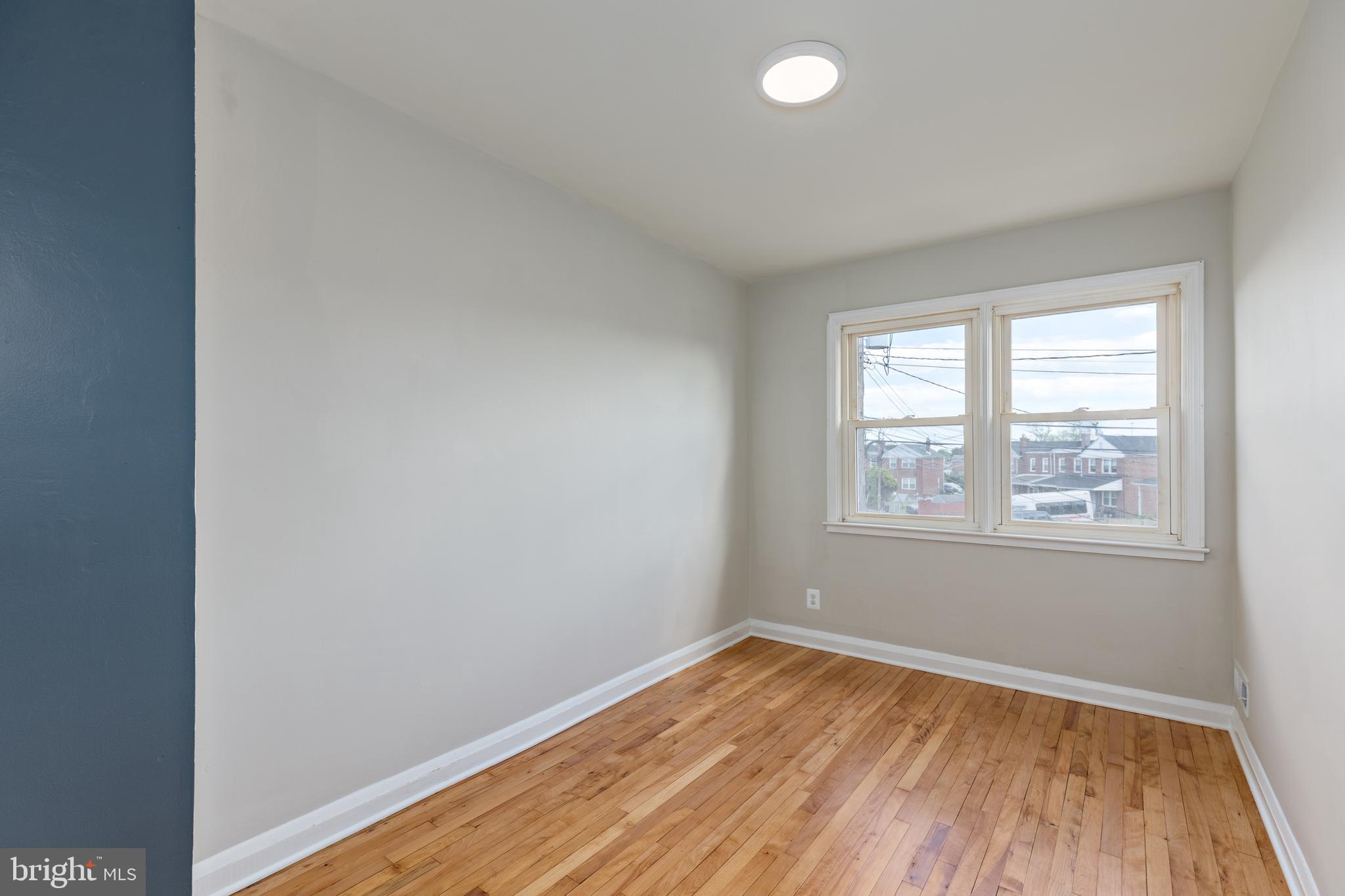 DUNDALK VILLAGE - Residential