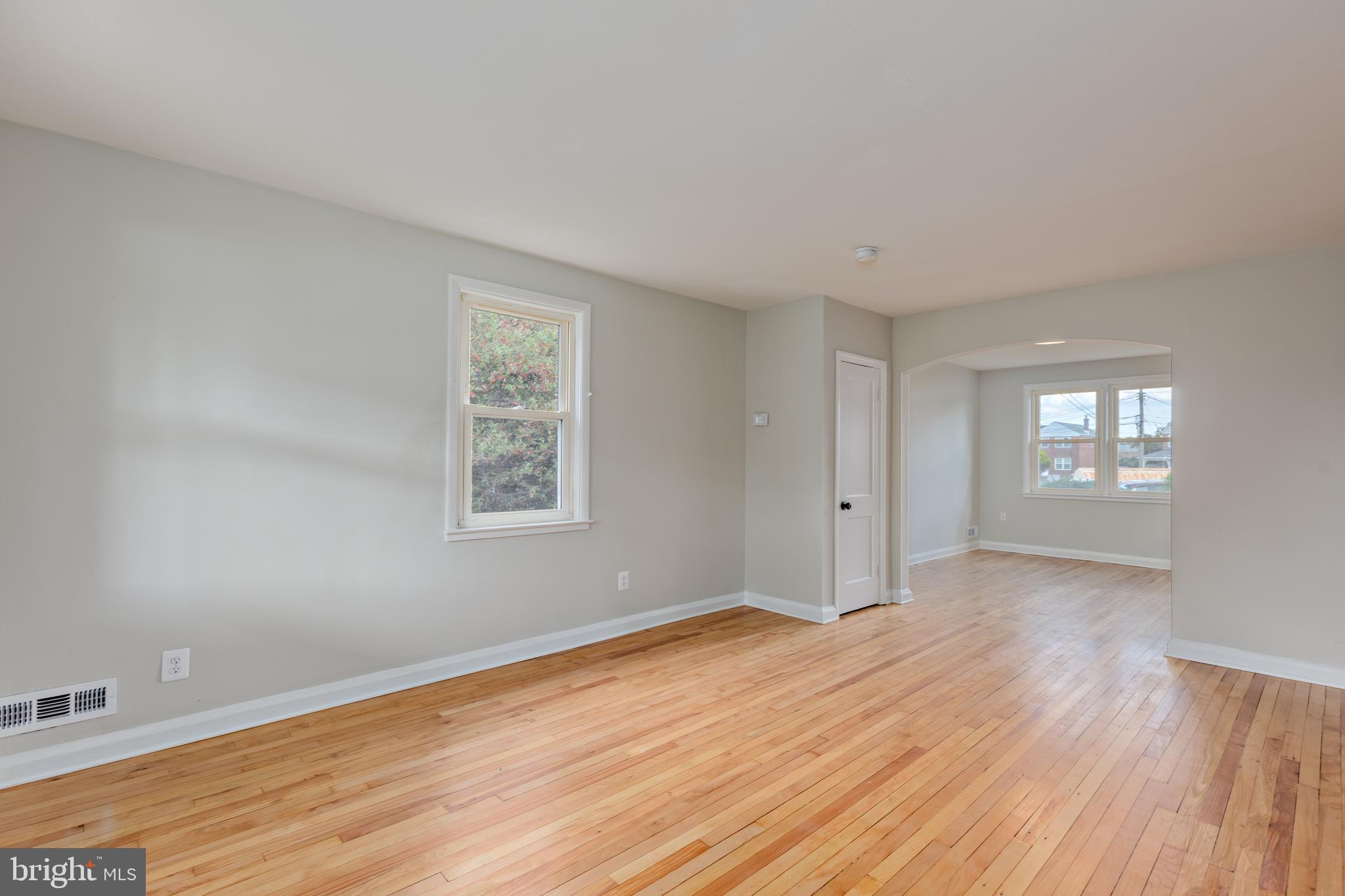 DUNDALK VILLAGE - Residential