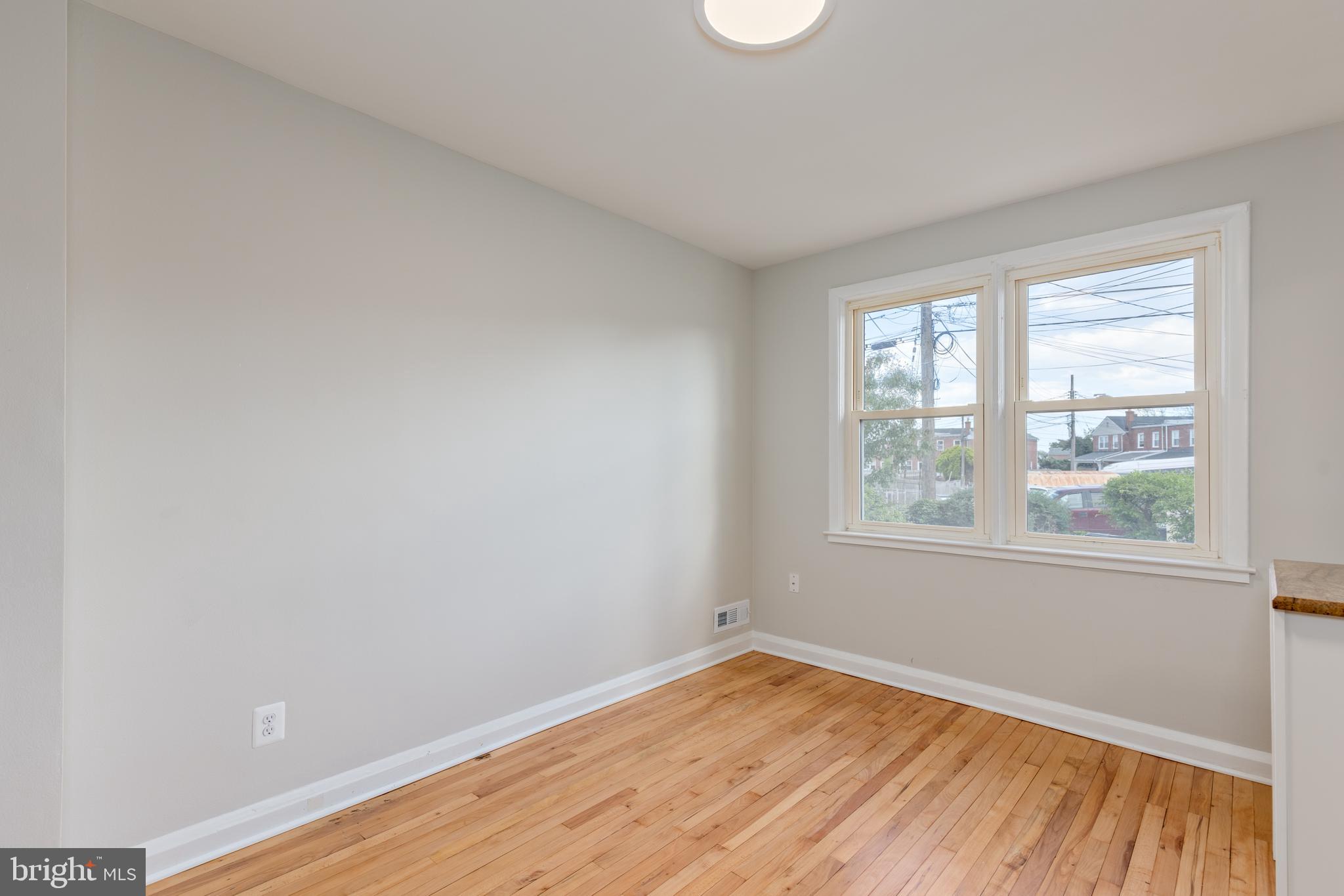 DUNDALK VILLAGE - Residential