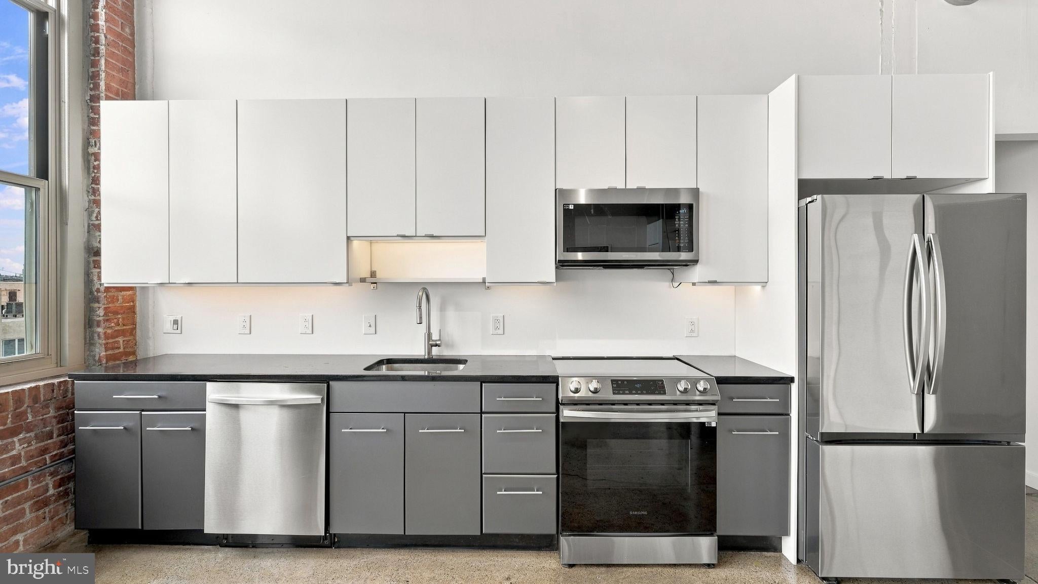 444 N 4TH STREET 813
