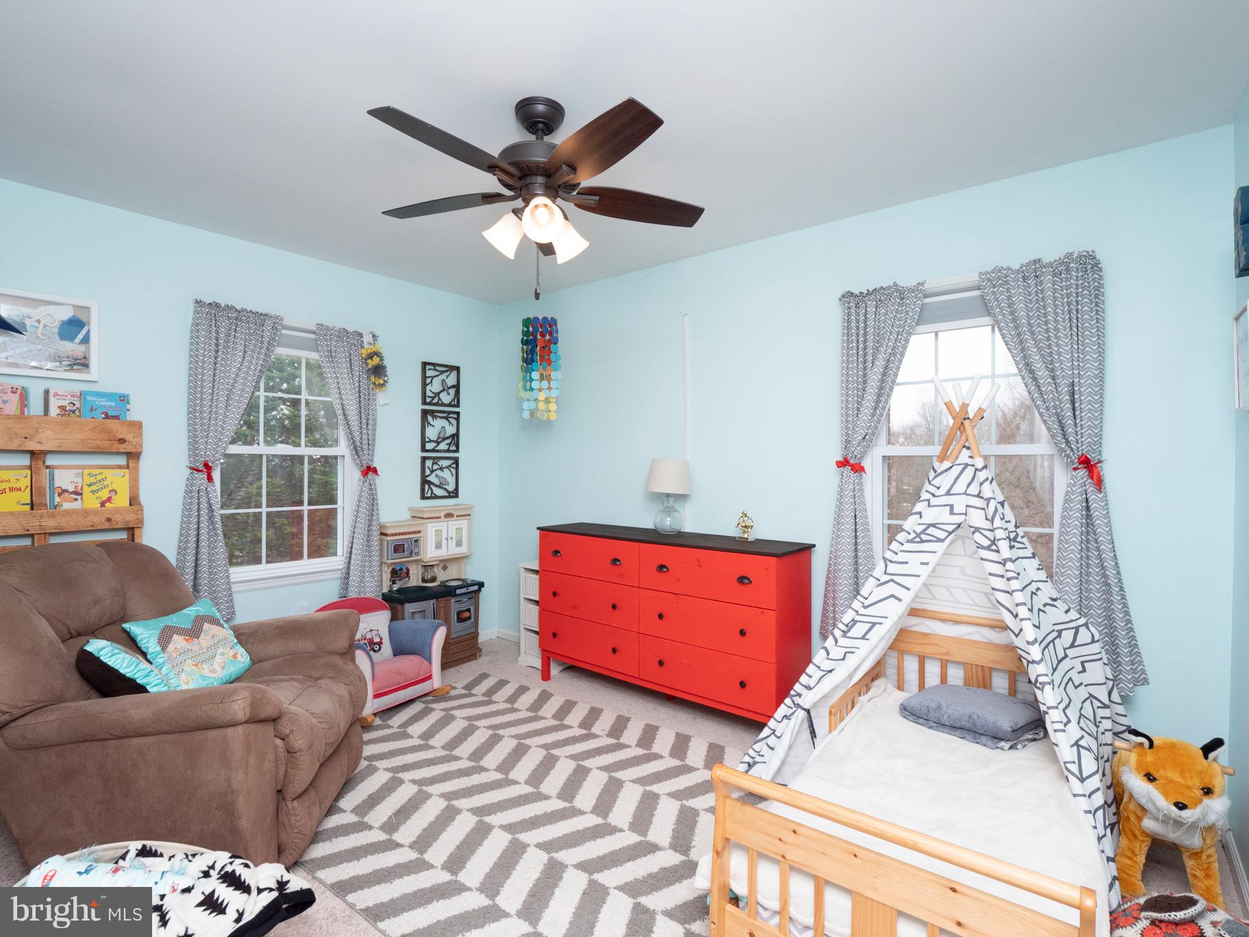 TRACYS LANDING - Residential