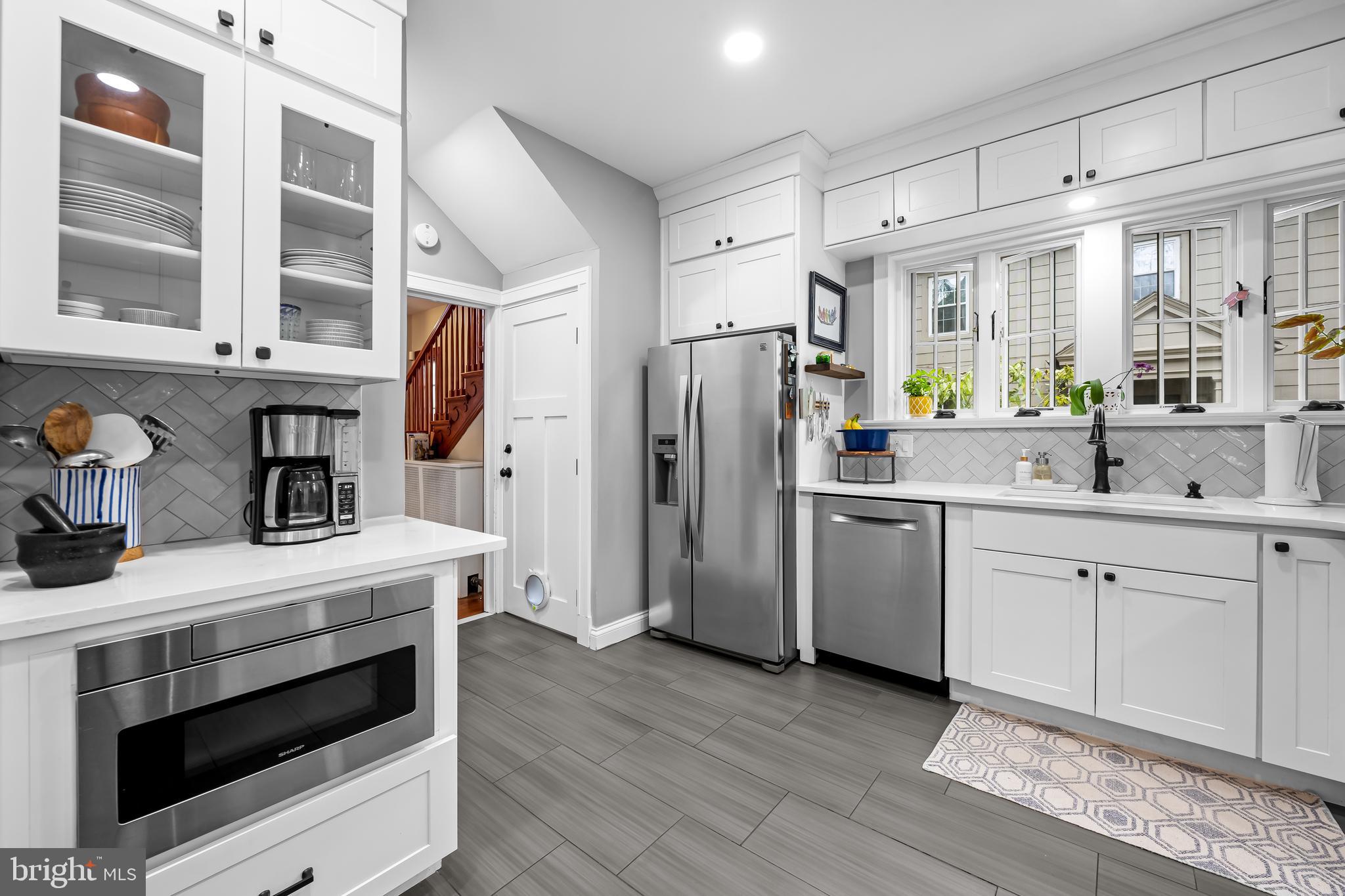 GREATER HOMELAND HISTORIC DISTRICT - Residential