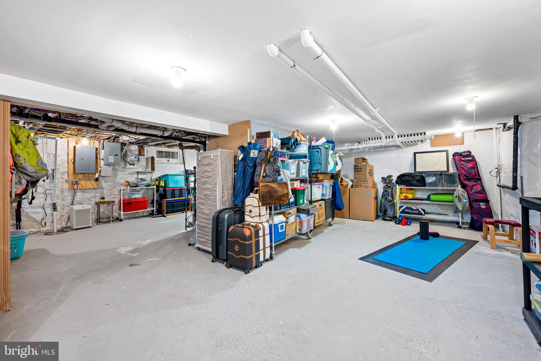 GREATER HOMELAND HISTORIC DISTRICT - Residential