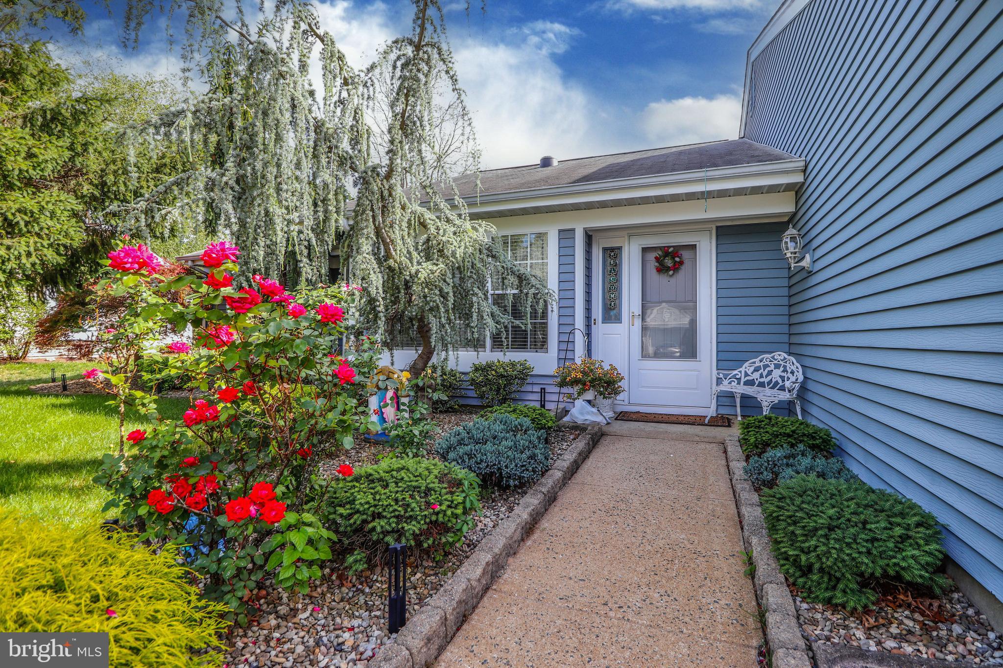 1033A THORNBURY LANE
