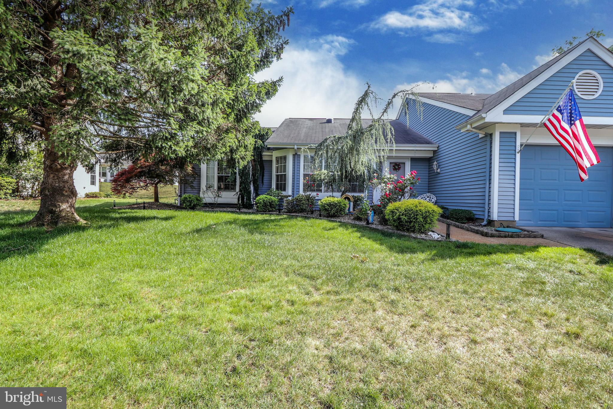 1033A THORNBURY LANE